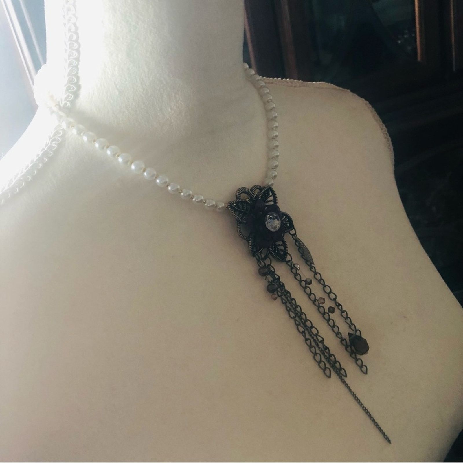 Handmade Handcrafted repurpose botanical floral Pearl necklace Size ONE SIZE - 3 Thumbnail