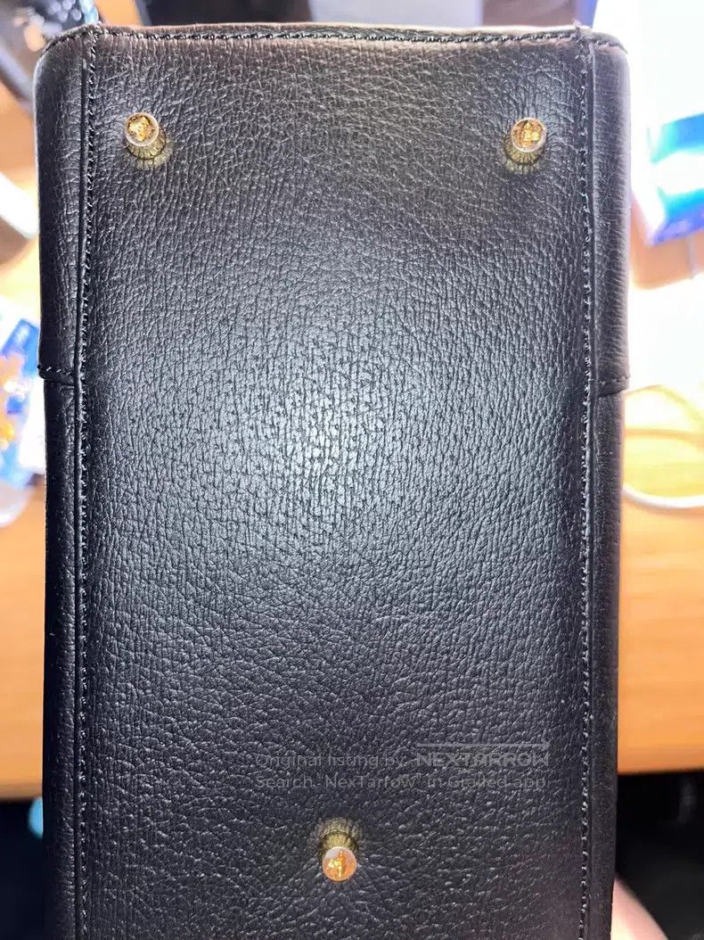 Vivienne Westwood Vivienne Westwood size os Vintage Black and Gold Saturn Han Size ONE SIZE - 9 Thumbnail