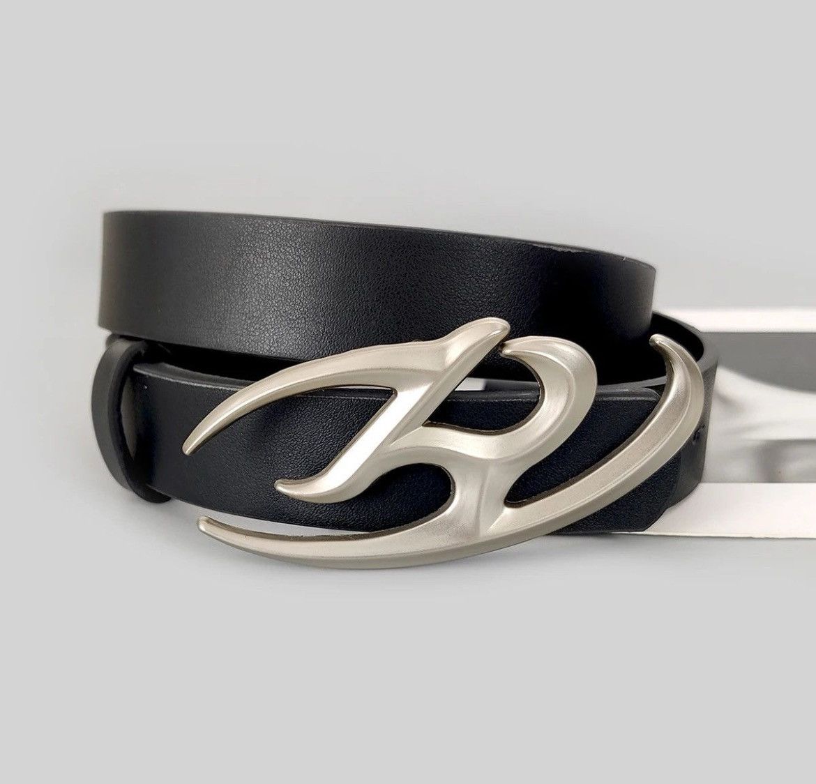 Designer × Japanese Brand Y2K 2000s studded goth emo black belt Size ONE SIZE - 2 Thumbnail