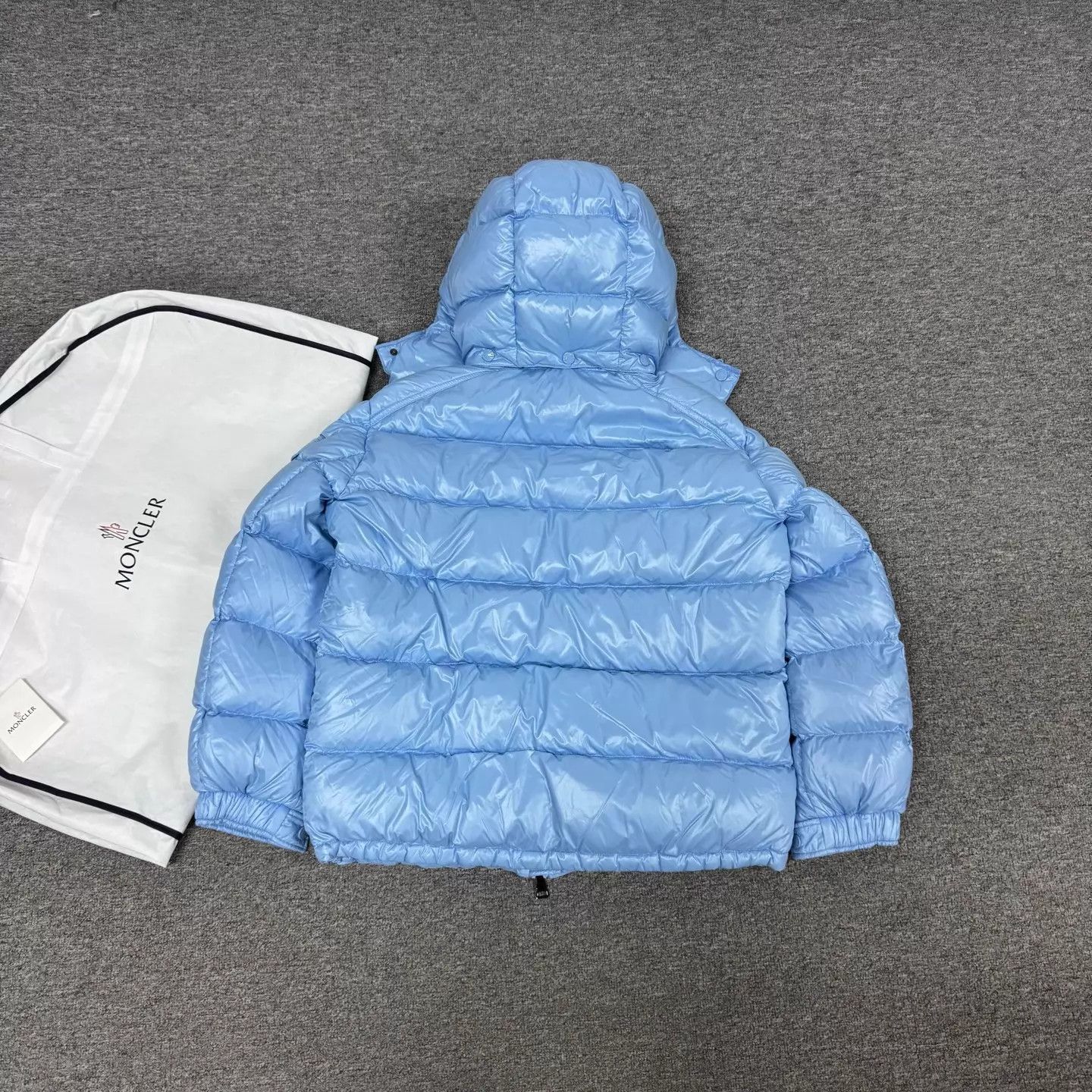 Moncler Moncler Maire Sky Blue Glossy Hooded Puffer 3 Near Mint Size M / US 6-8 / IT 42-44 - 2 Thumbnail