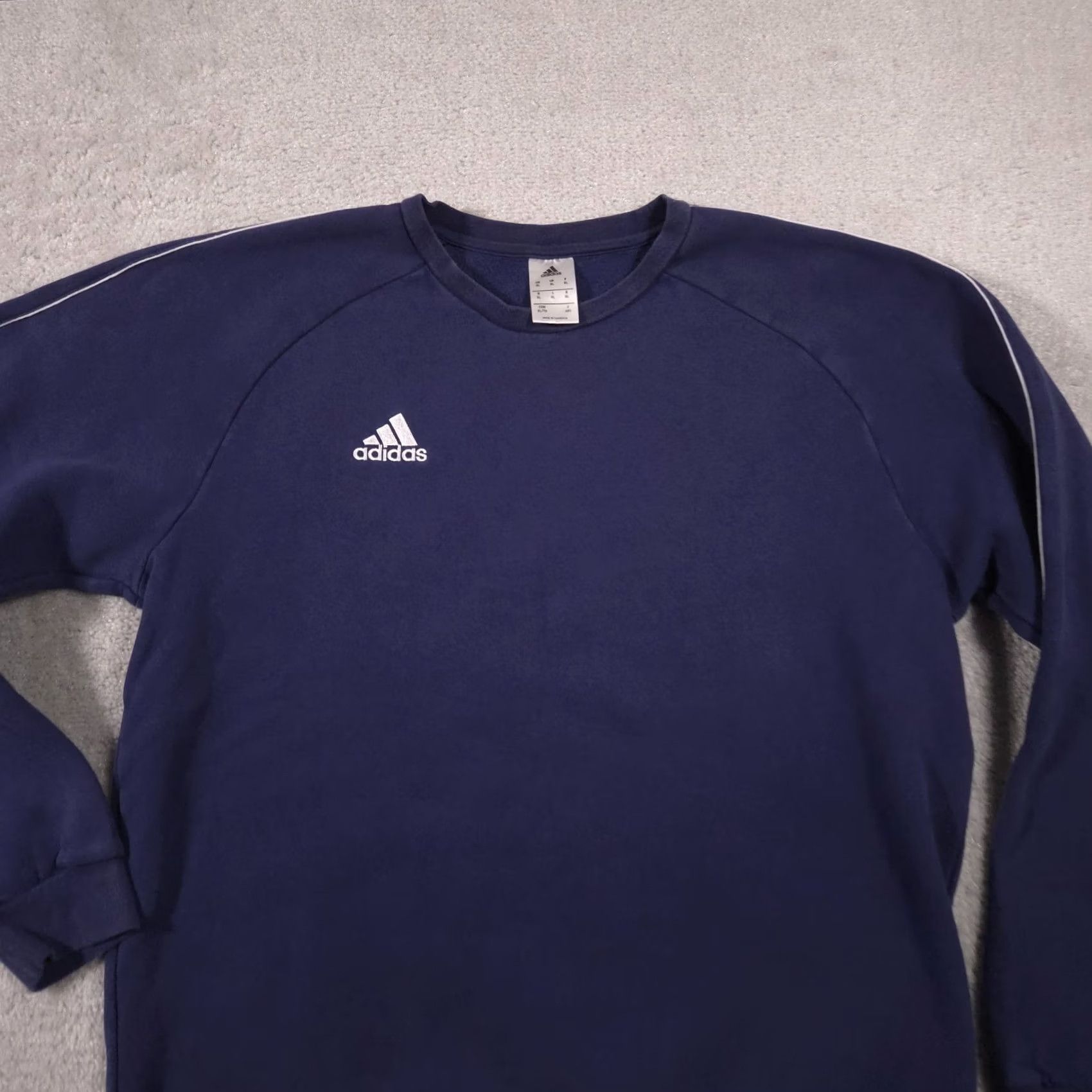 Adidas Vintage Adidas Sweatshirt 90s Size XL Navy Blue Embroidered Logo Sport Crewneck - Sleeve Length: Long Size US XL / EU 56 / 4 - 3 Thumbnail