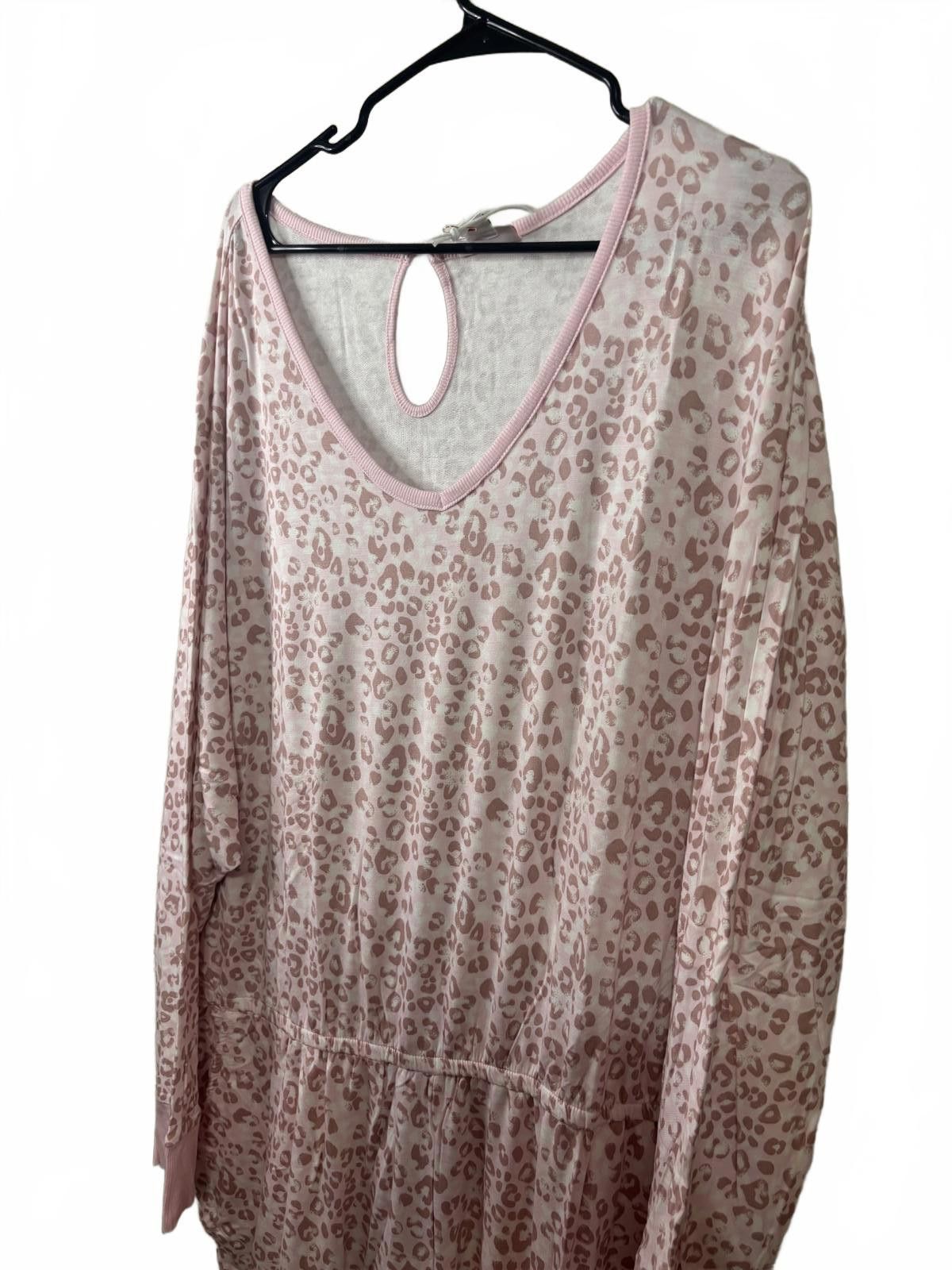 Designer Lacey Chabert Cozy Leopard Print One Piece Pajama Set 3X Size ONE SIZE - 1 Thumbnail