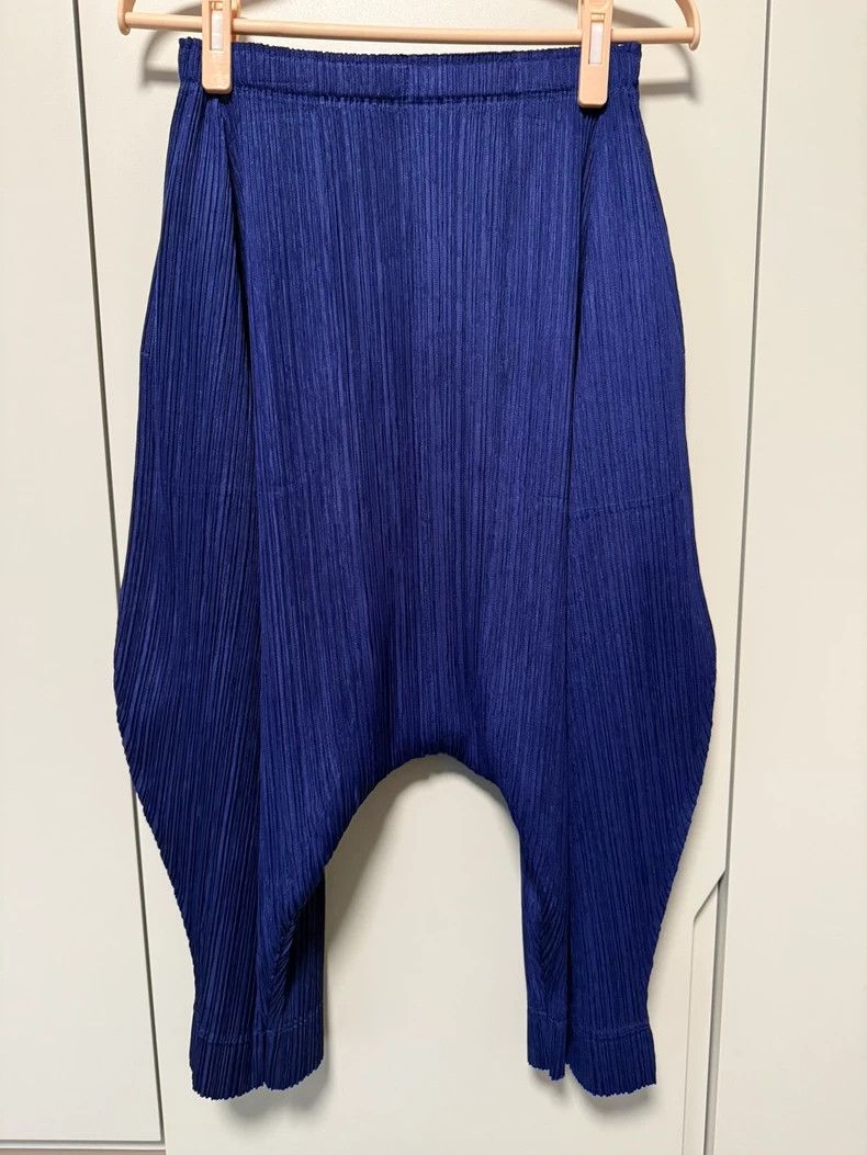 Issey Miyake Issey Miyake Blue irregular-shaped pants Size 25" / US 0 / IT 36 - 1 Thumbnail
