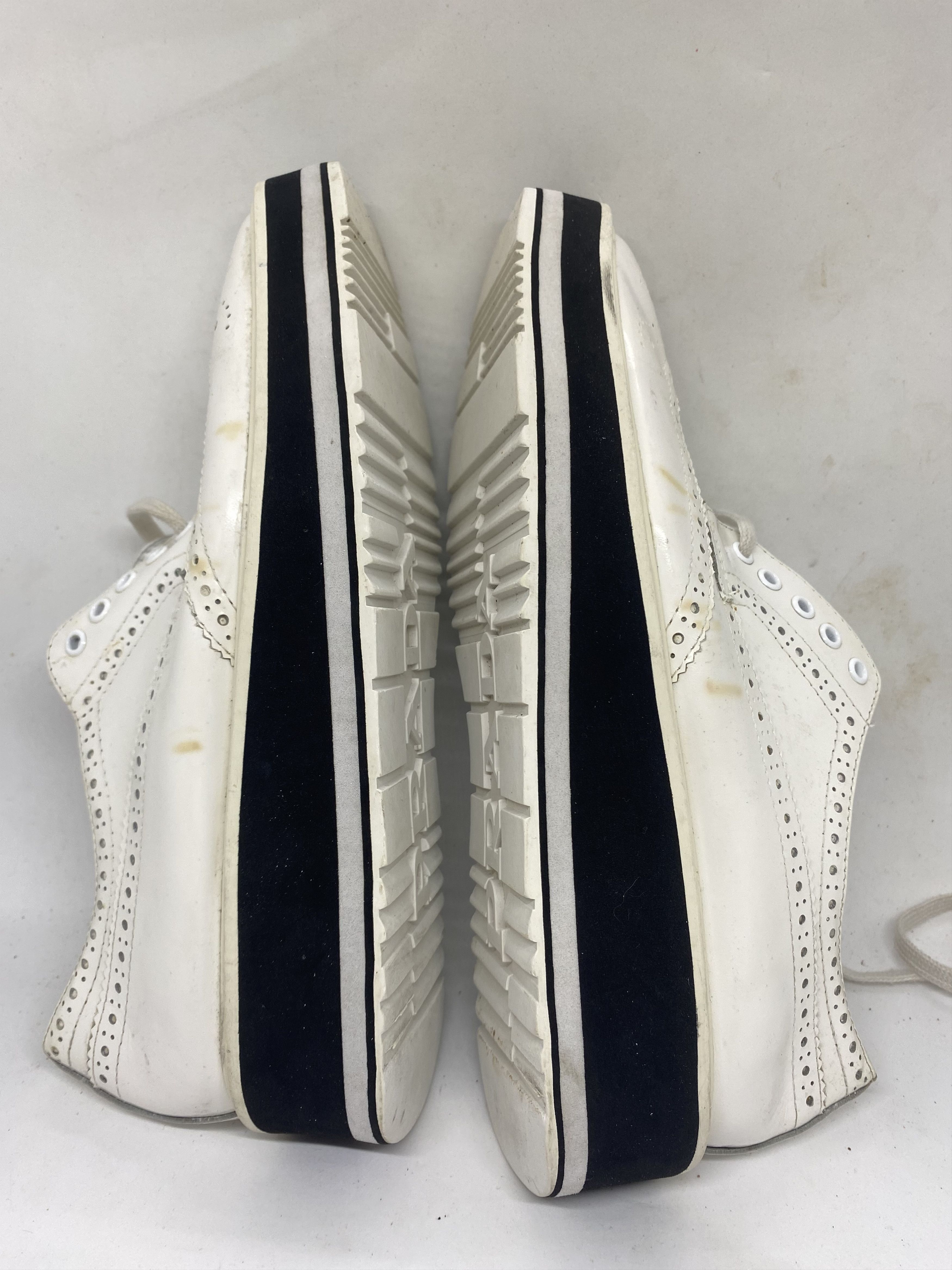 Prada Vintage prada white size 39 Size US 9 / EU 42 - 1 Thumbnail