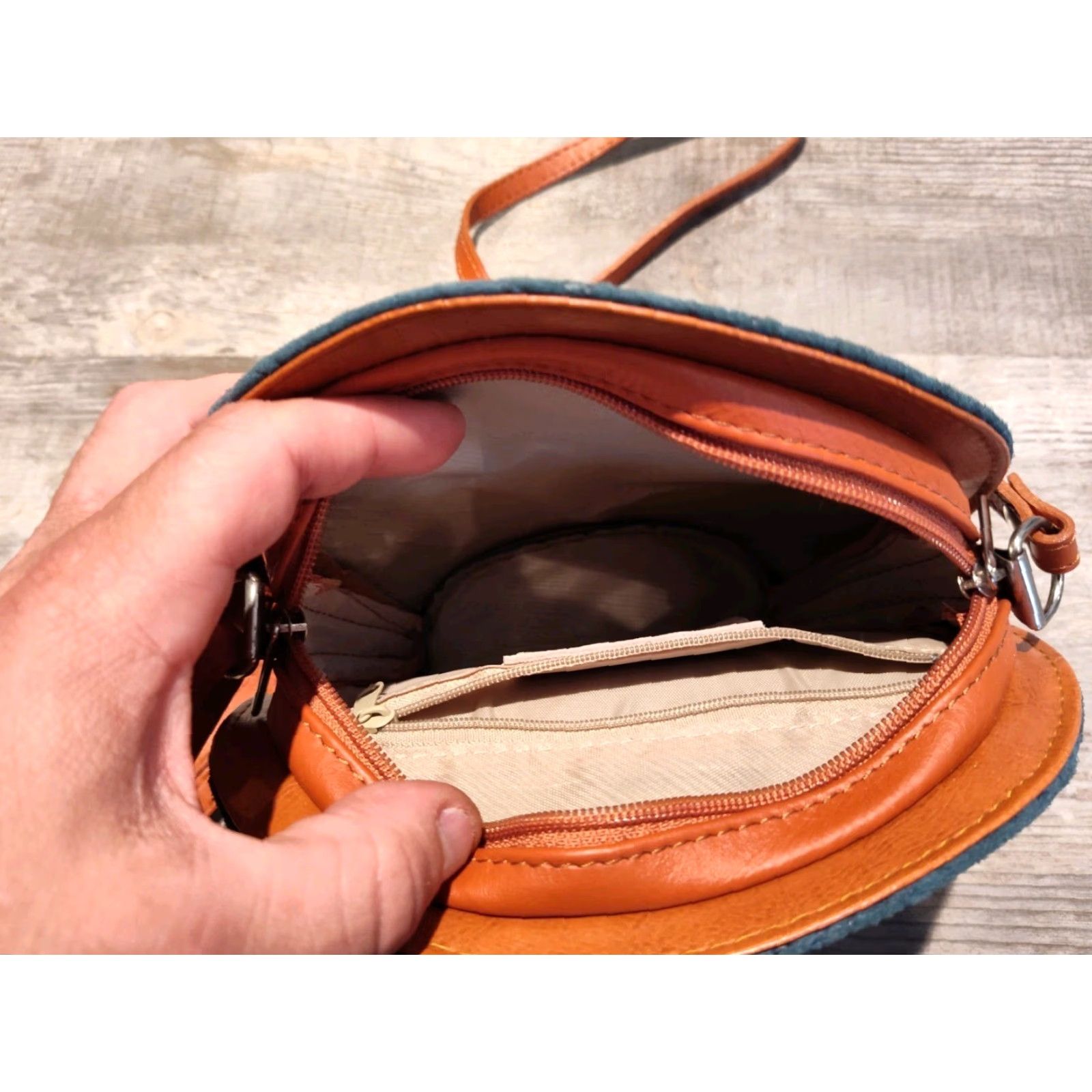 Vintage VINTAGE Borse in Pelle Italian Leather Crossbody Bag Women Small Blue Floral 90s Handmade Italy Size ONE SIZE - 6 Thumbnail