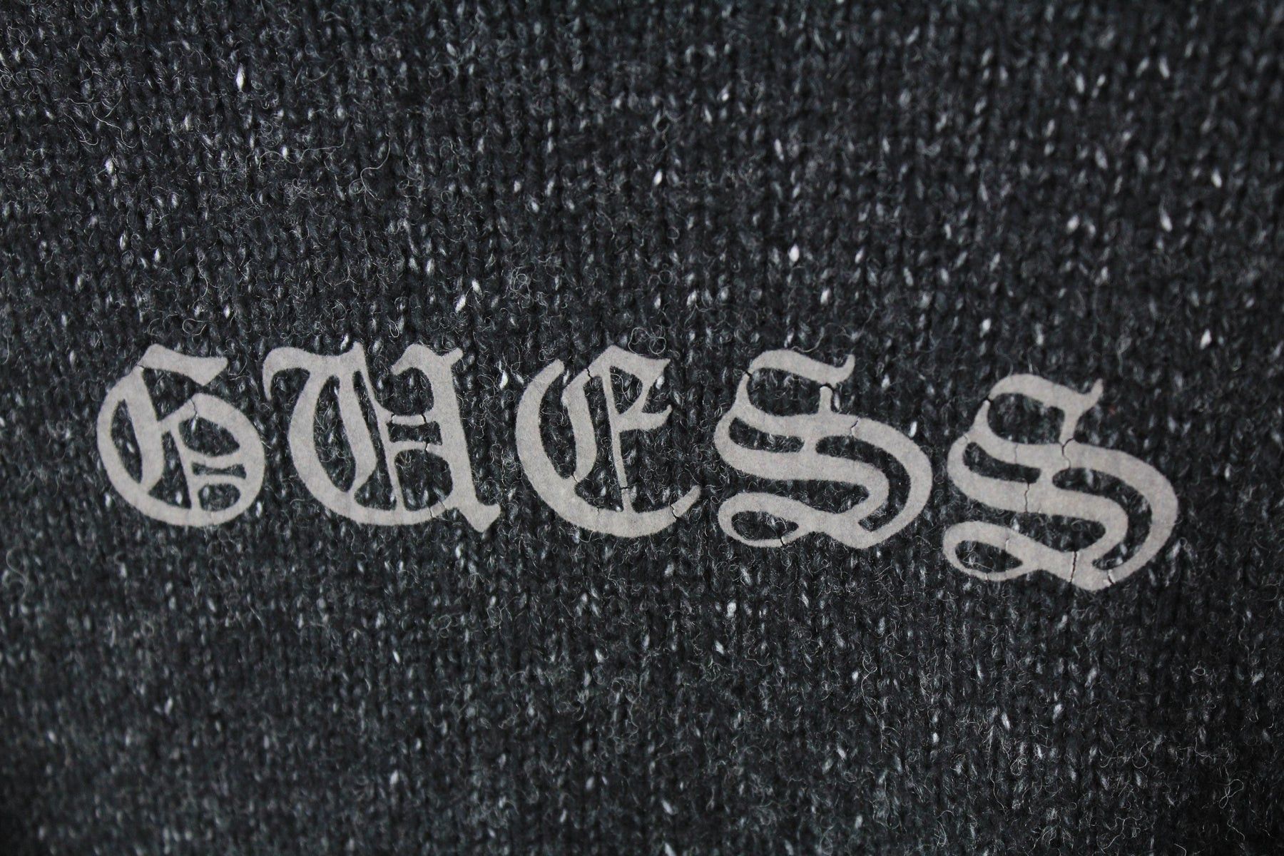 Guess Guess Sweater Large Y2K Size US L / EU 52-54 / 3 - 4 Thumbnail