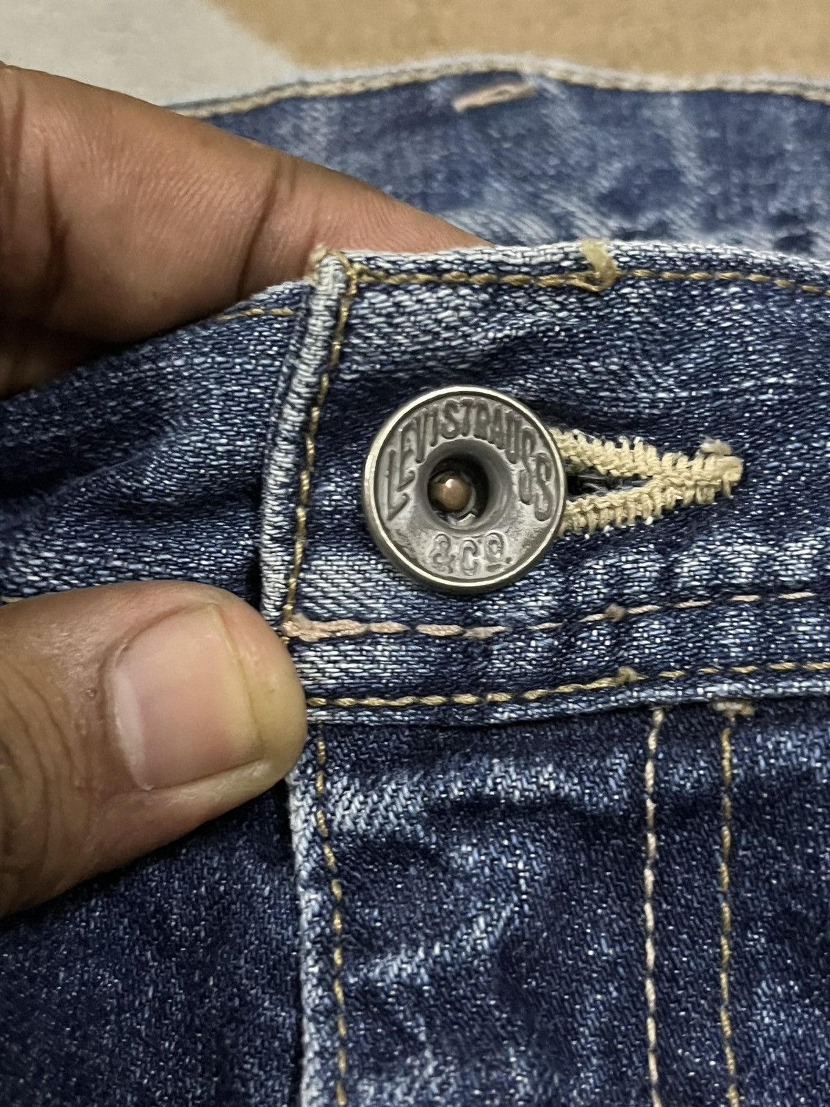 Levi's Vintage Levi’s Buckle Denim Size US 33 - 8 Thumbnail