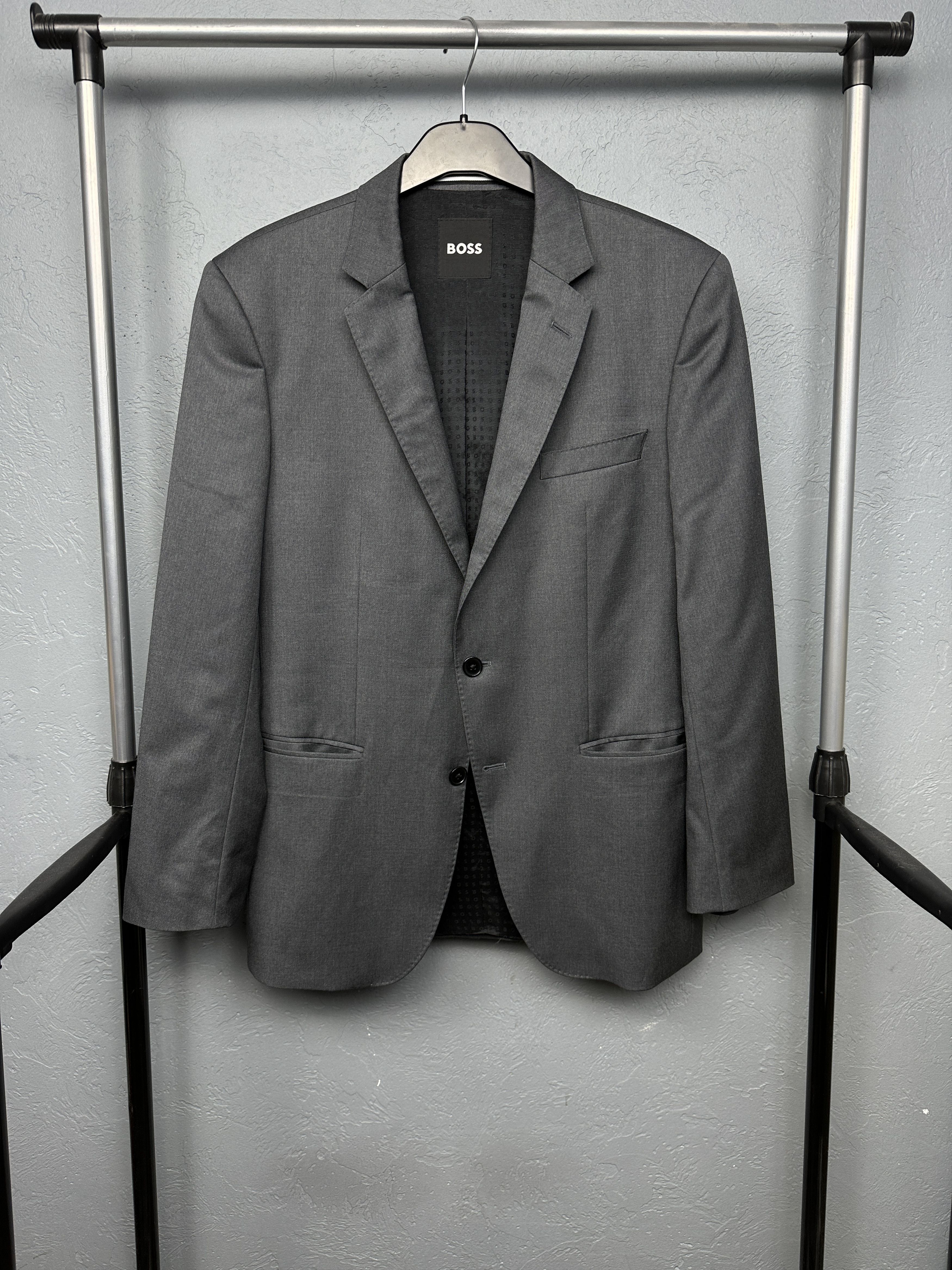 Hugo Boss Hugo Boss Mens Wool Blazer Jacket 2 buttons Size 40R - 1 Thumbnail
