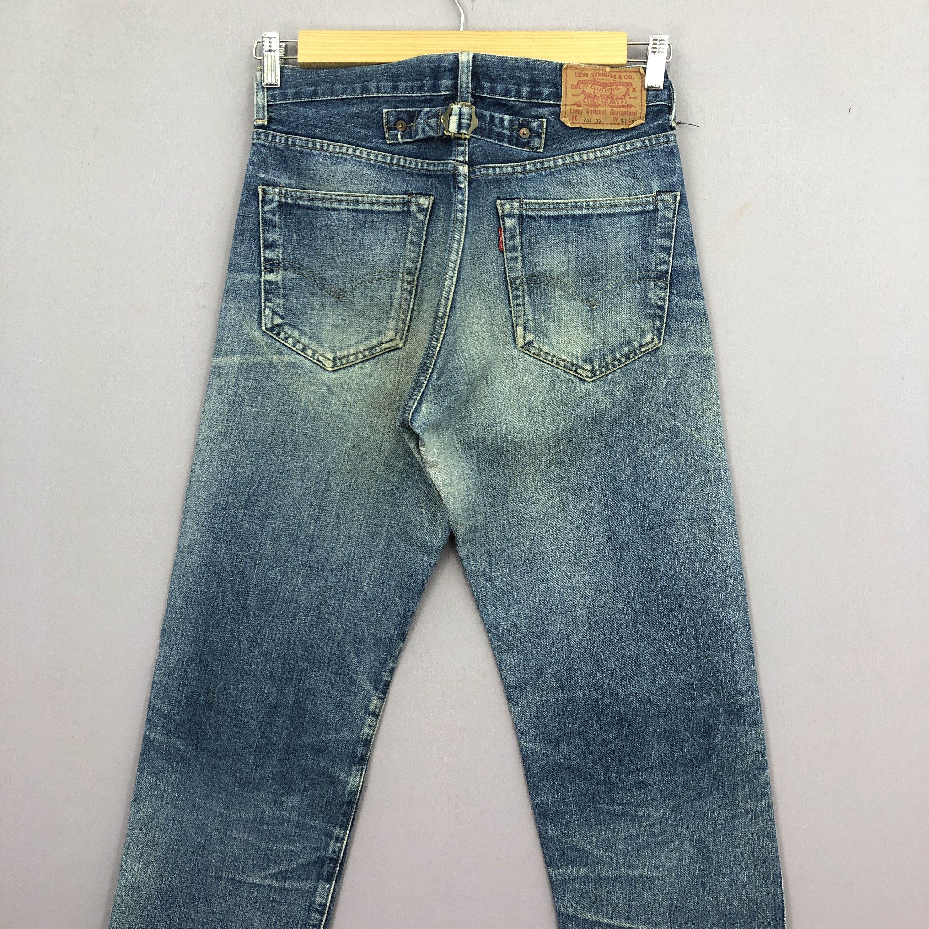 Levi's Vintage Levis 701xx Selvedge Jeans Levi's Light Wash Denim Size 28" / US 6 / IT 42 - 4 Thumbnail