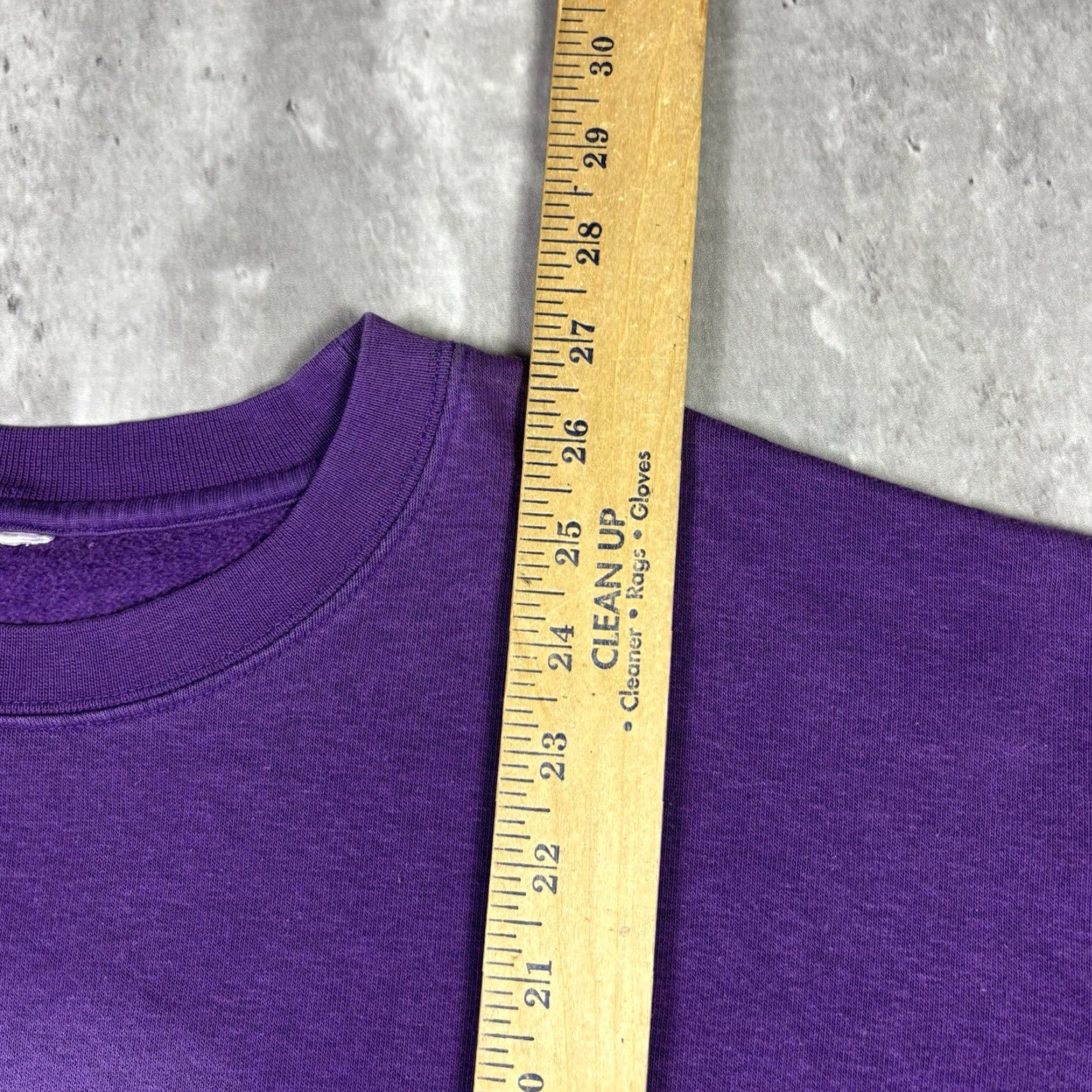 Disney VINTAGE Disney Sweatshirt Crewneck Men Purple Size M 2000s Champion Reverse Weave 90s Logo Pullover Size US M / EU 48-50 / 2 - 5 Thumbnail