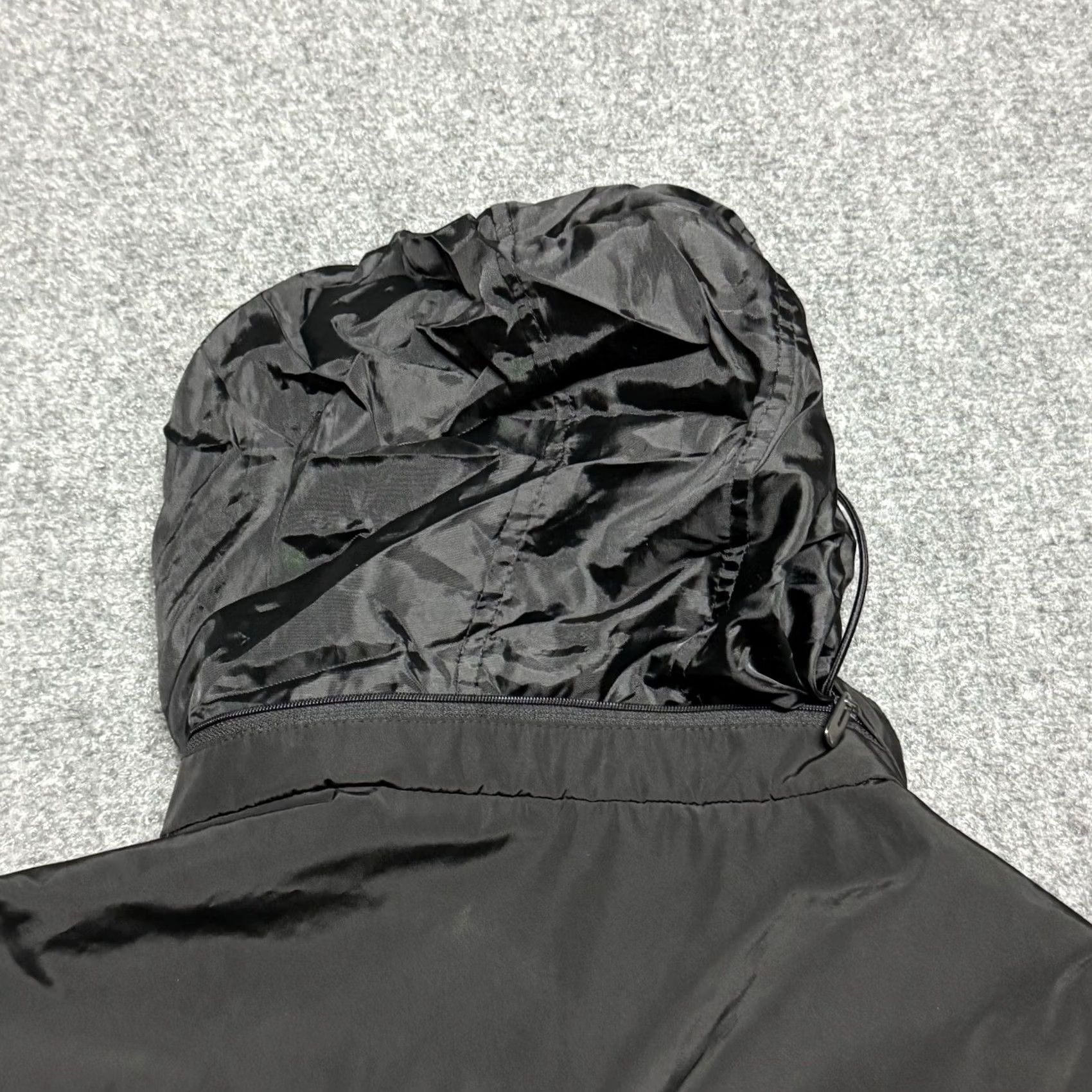 Tumi VINTAGE Tumi Jacket Mens Large Black T Tech Packable Hooded Softshell Windbreaker Travel Size US L / EU 52-54 / 3 - 7 Thumbnail