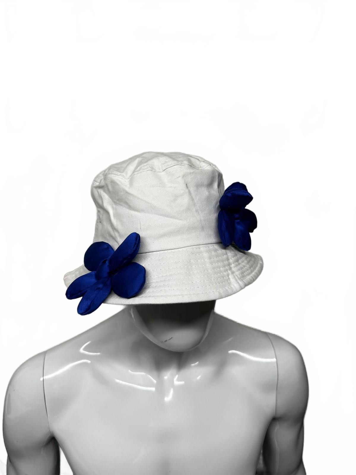 Designer Chic White Floral Bucket Hat Size ONE SIZE - 3 Thumbnail