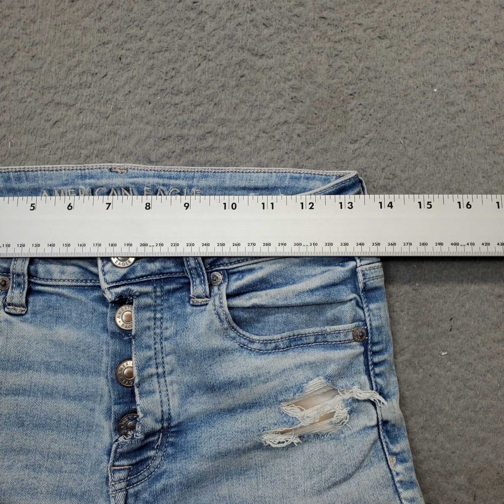 American Eagle Outfitters American Eagle Outfitters Cut-Off Shorts Women's 4 Blue Denim Distressed Button-Fly, 5-Pocket, Cotton Size 27" / US 4 / IT 40 - 5 Thumbnail