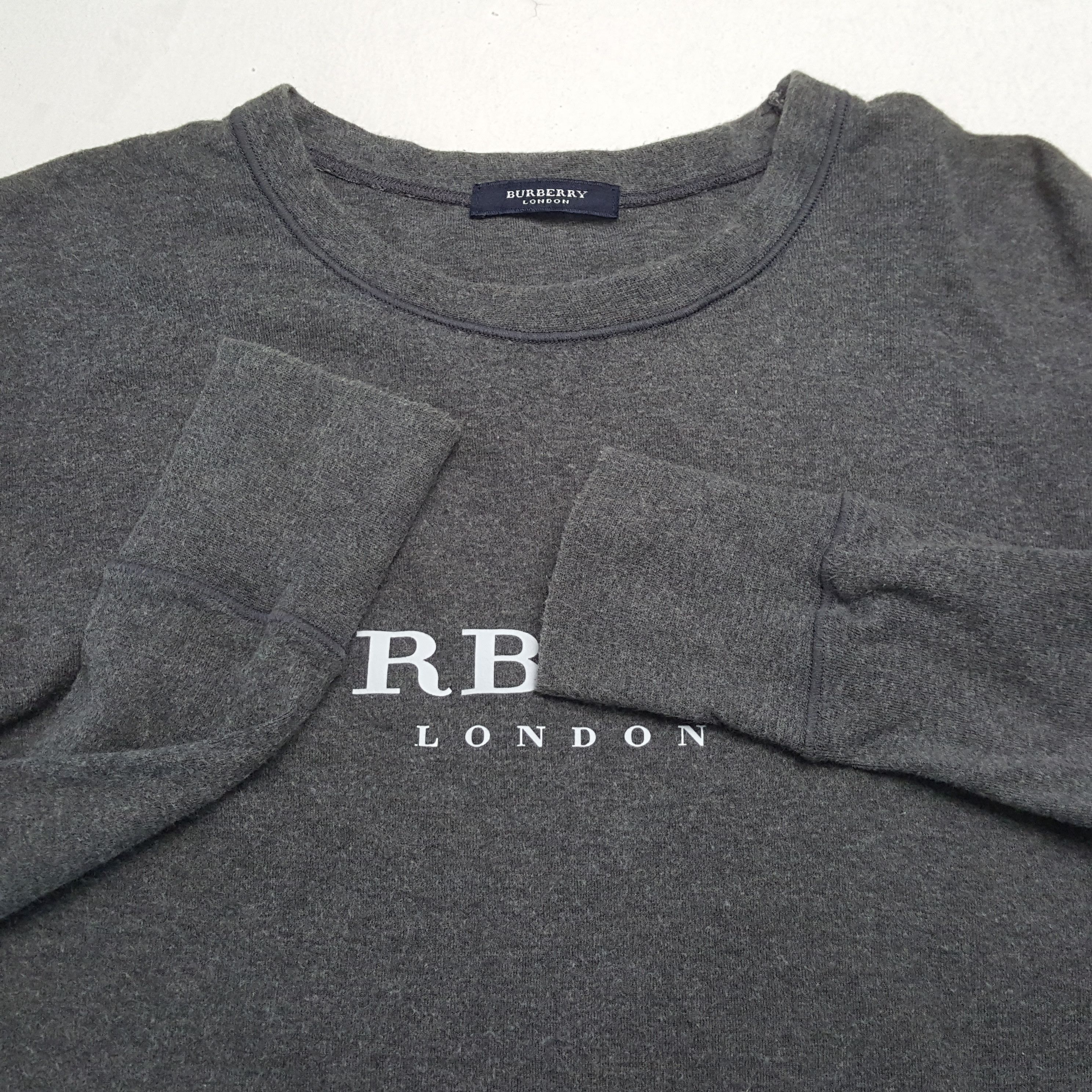 Burberry × Vintage Vintage BURBERRY LONDON Spellout Design T-Shirts Size S / US 4 / IT 40 - 8 Thumbnail