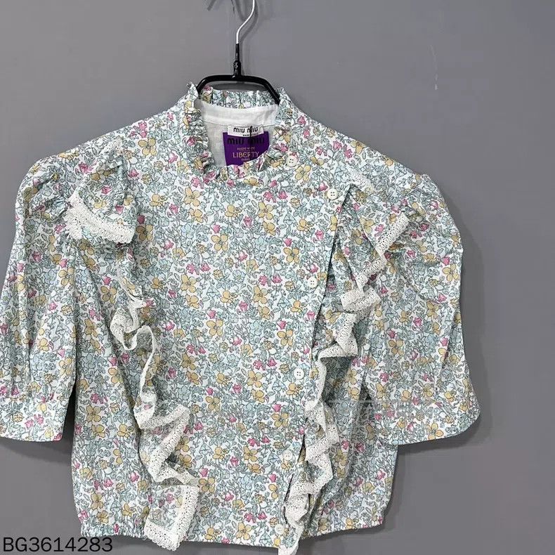 Miu Miu Miu Miu 40 Floral bubble sleeve short casual short sleeve Size S / US 4 / IT 40 - 1 Thumbnail
