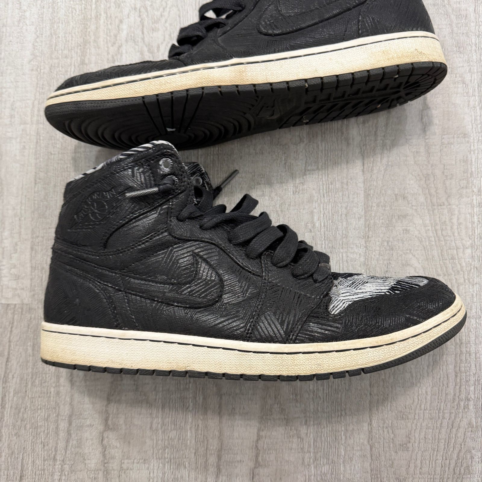 Jordan Brand Air Jordan 1 Retro High BHM Black History Month 14 Sneakers Size US 14 / EU 47 - 2 Thumbnail