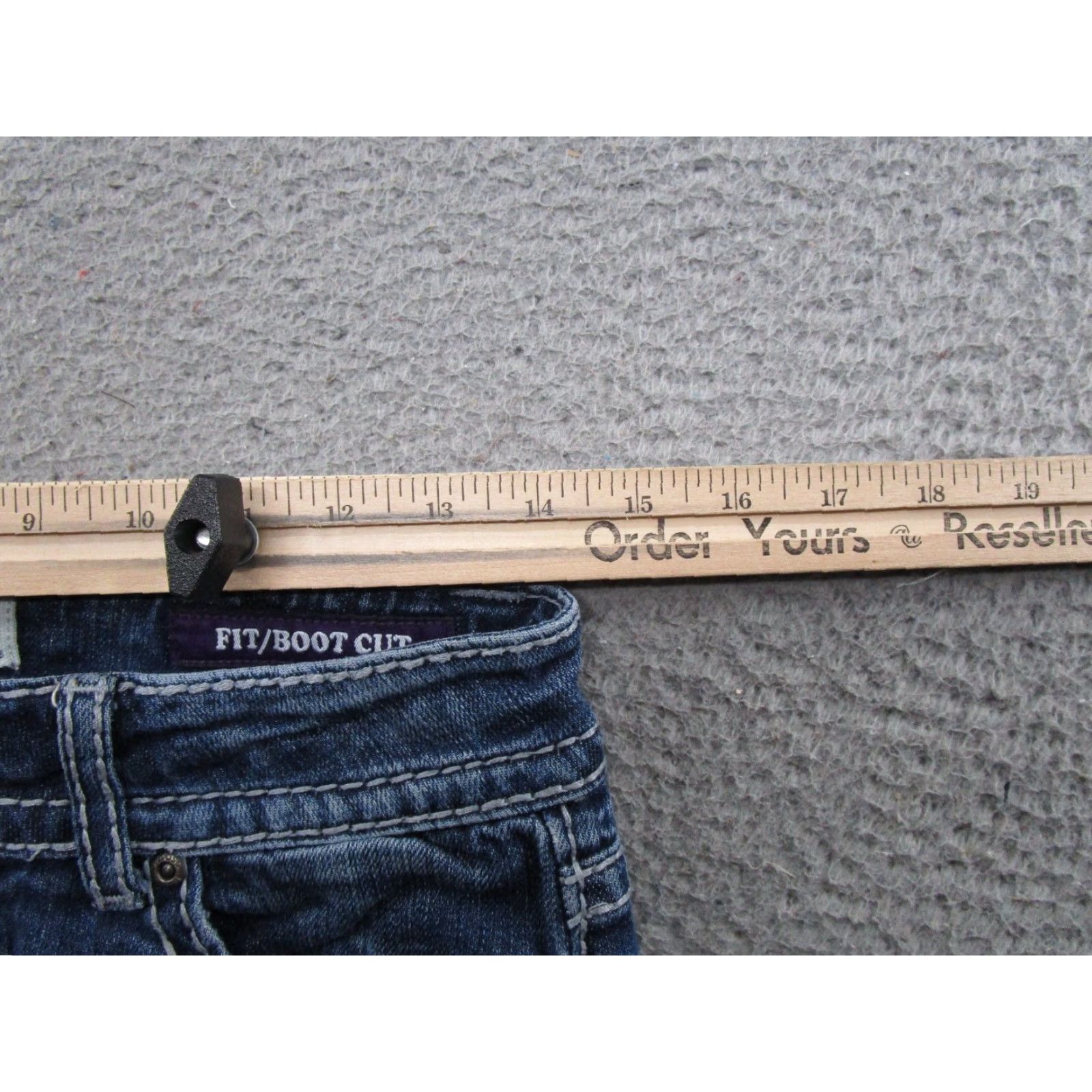 Vintage VIGOSS Jeans Bootcut Women’s Denim Blue 4 Bootcut 5-Pocket Zip Cotton Blend VTG Y2K Thin Stitch Spring Summer Fall Womens Size 27" / US 4 / IT 40 - 7 Thumbnail
