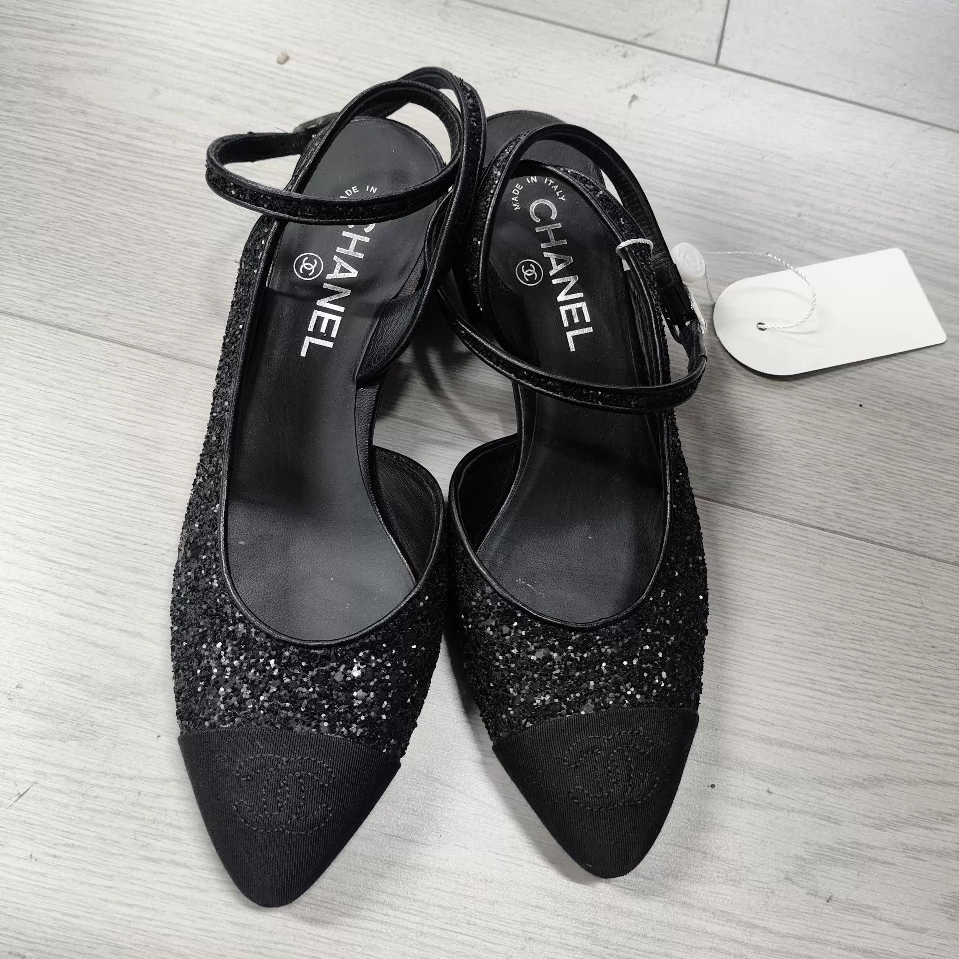 Chanel Chanel Handmade Slingback Low Heel Pumps 38.5 Size US 8 / IT 38 - 1 Thumbnail