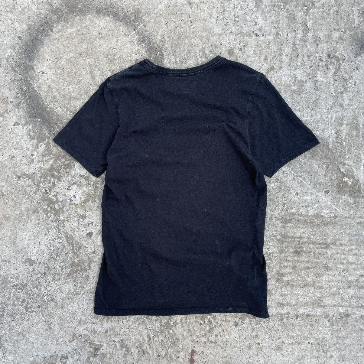 Vintage Vintage T-shirts Nike Air Sickness Big Logo Y2K 00s Size US S / EU 44-46 / 1 - 3 Thumbnail