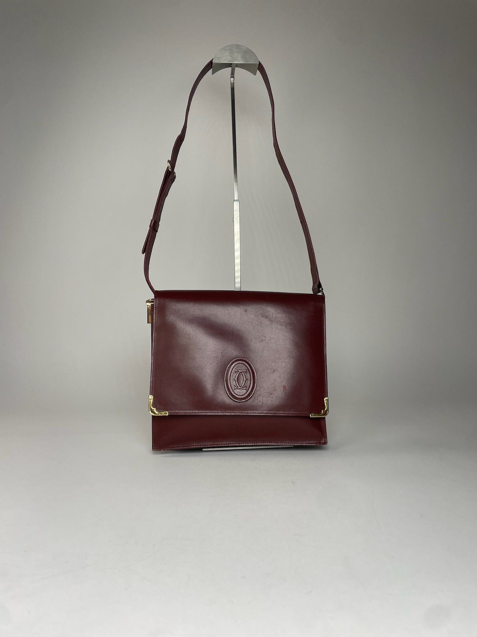 Cartier Vintage Leather Shoulder Bag Burgundy Size ONE SIZE - 1 Thumbnail