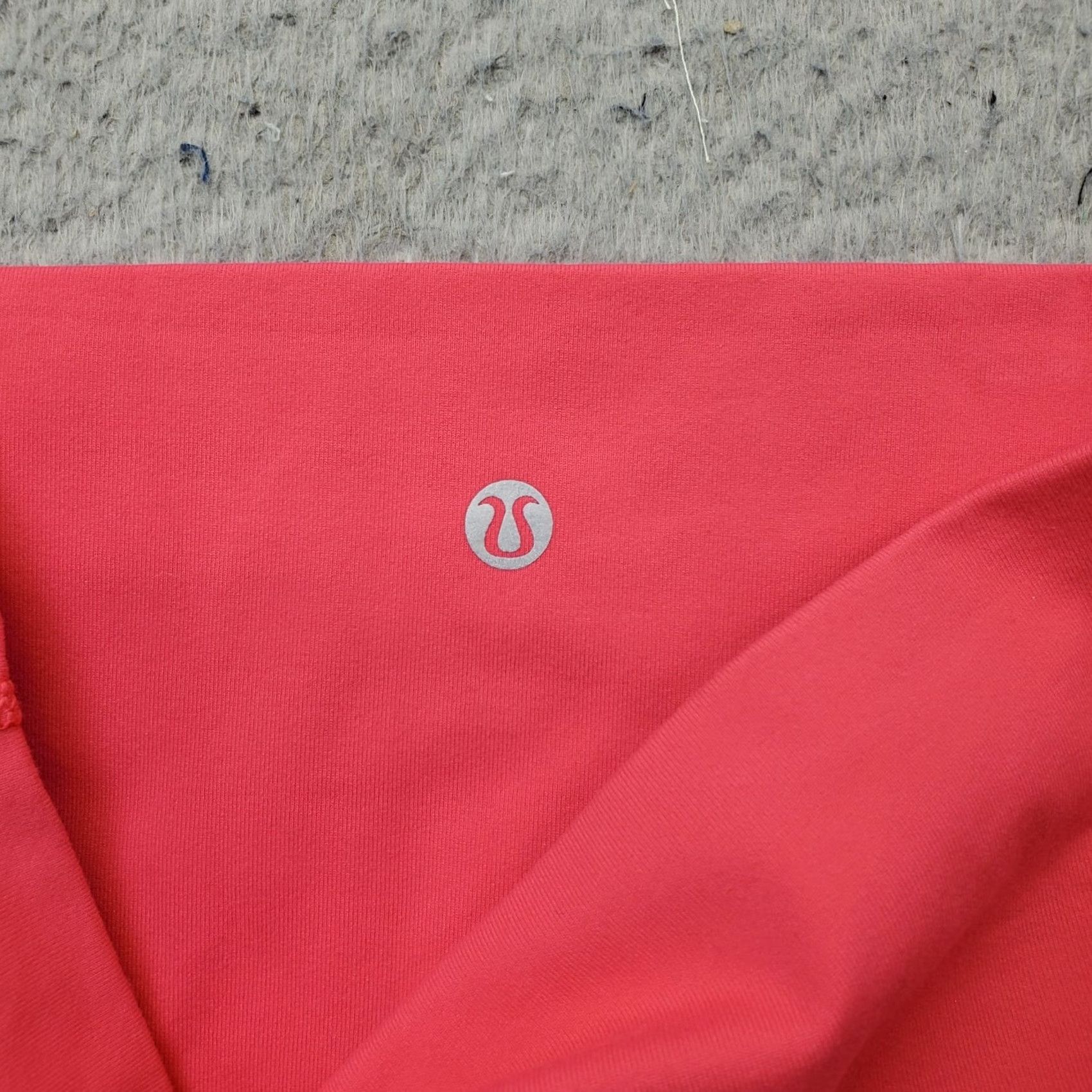 Lululemon Lululemon Womens XS Multicolor Align Running Shorts High Waist Roll Down Athletic Fit Shor ts Size 40" / US 18 - 6 Thumbnail
