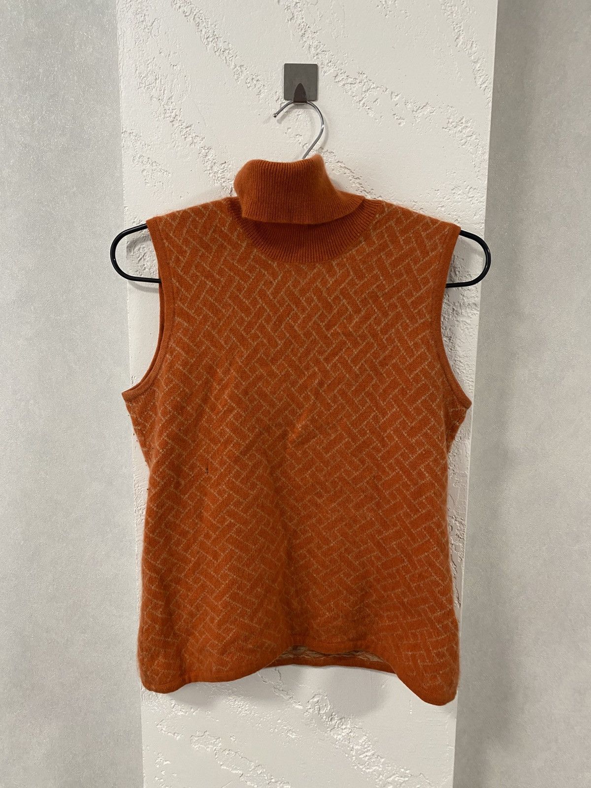 Hanae Mori Hanae Mori Couture Cashmere Turtle Neck Tunk Top Size: L Size L / US 10 / IT 46 - 4 Thumbnail