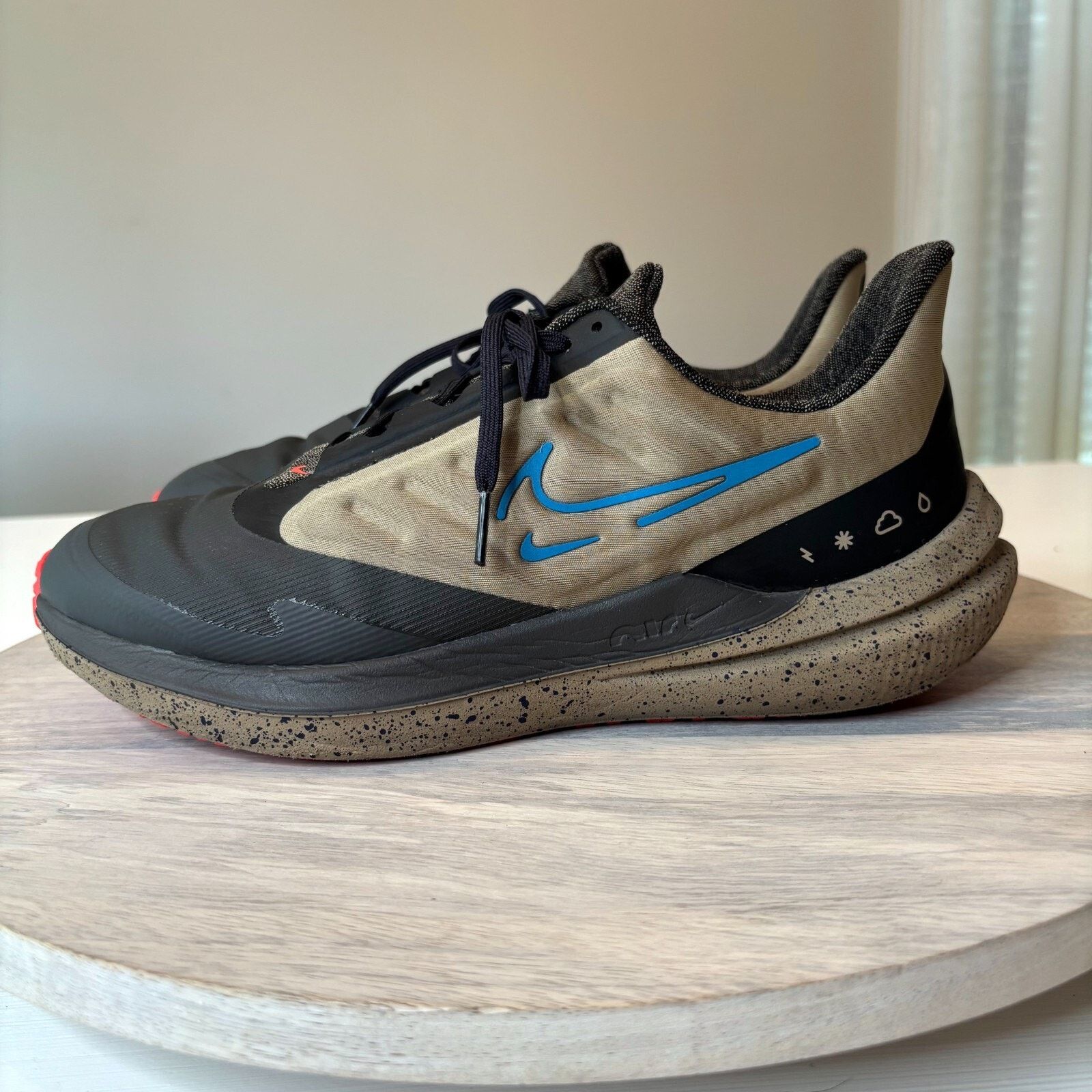Nike Nike Air Winflo 9 Shield Medium Ash Laser Blue Sneakers 8.5 Size US 8.5 / EU 41-42 - 2 Thumbnail