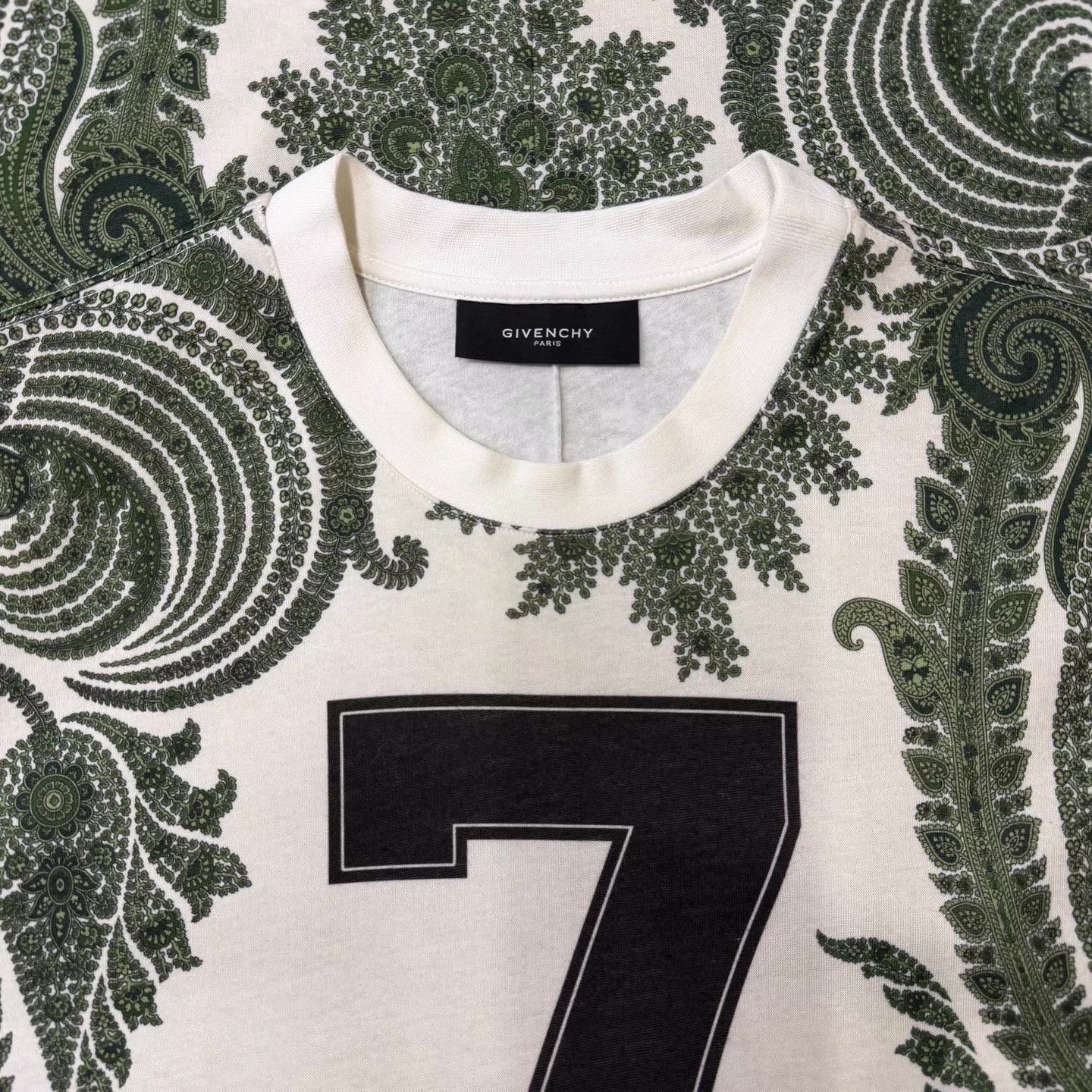 Givenchy Givenchy No.74 Print White & Green Sleeveless Top Q10 Size US XS / EU 42 / 0 - 3 Thumbnail