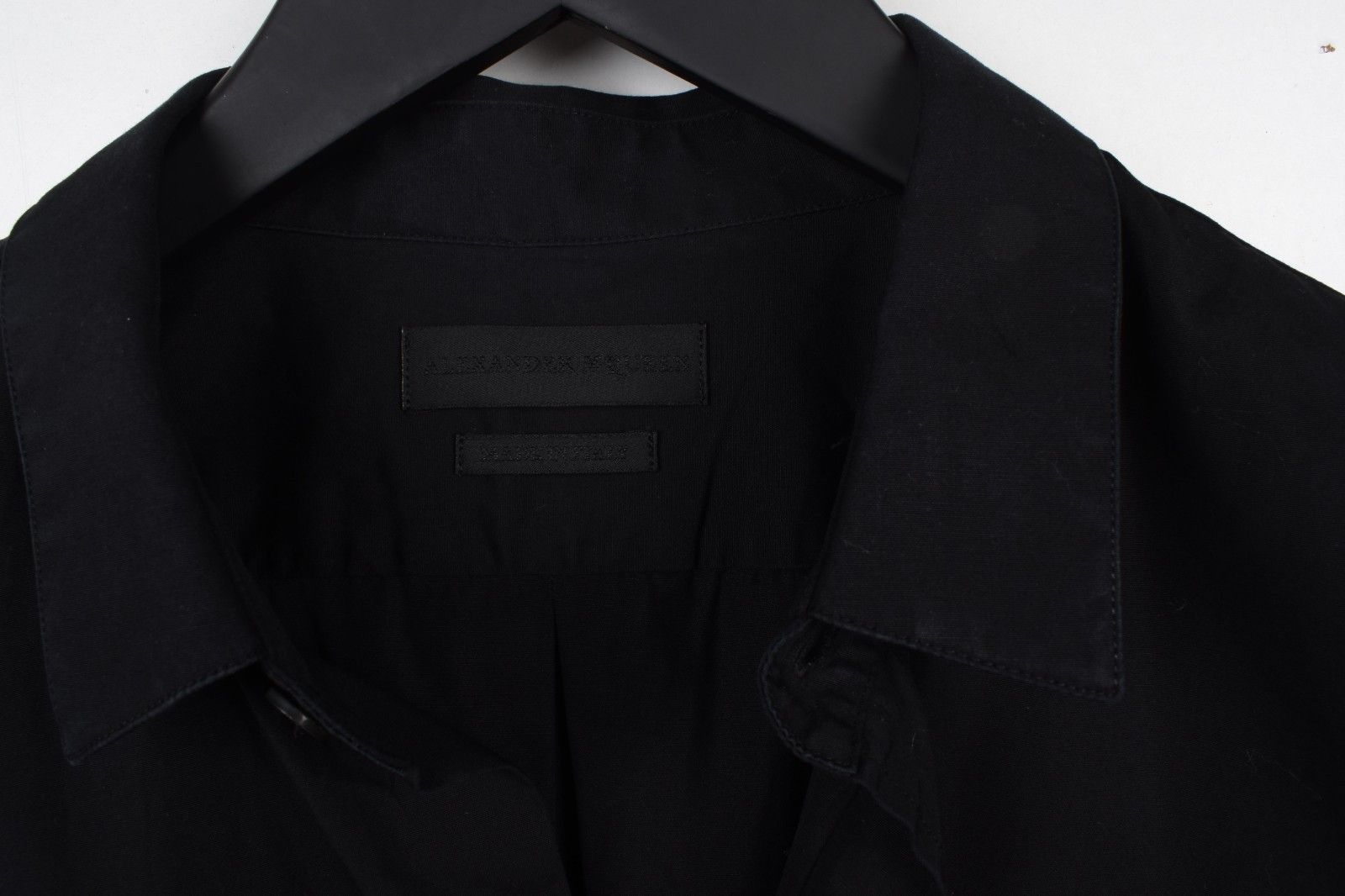 Alexander McQueen Alexander Mcqueen Men Shirt Size IT48-M/L Size US M / EU 48-50 / 2 - 4 Thumbnail