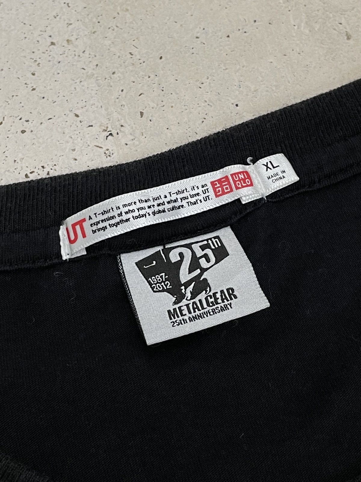 Anime Uniqlo Metal Gear Anniversary Wording Naked Solid Size US XL / EU 56 / 4 - 7 Thumbnail