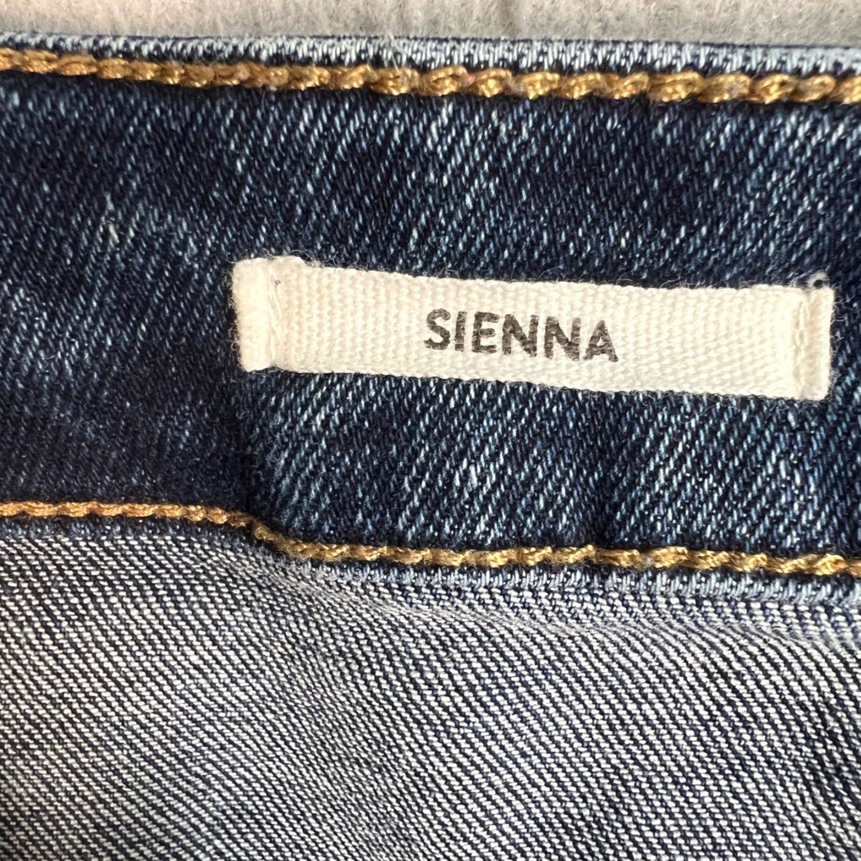 Mango Mango Jeans Womens Size 6 Blue Denim Flared Flare Leg 5-Pocket Inseam 25 in Mid Rise Cotton Blend Zip N/A 6 Mango Jeans Womens Blue Denim Flared 90s? Size 28" / US 6 / IT 42 - 4 Thumbnail