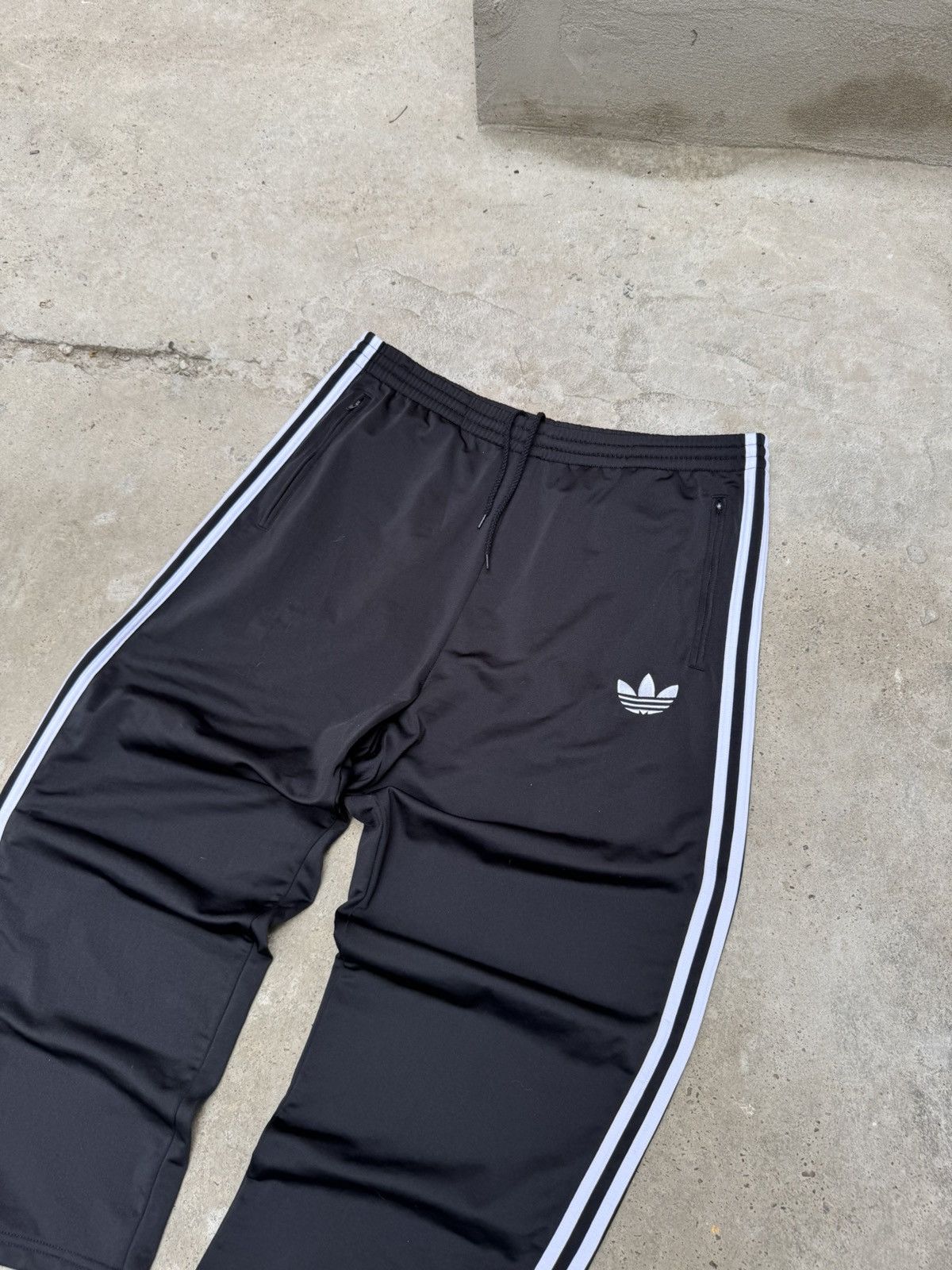 Adidas VINTAGE BAGGY ADIDAS 90’s RAP PANTS Size US 34 / EU 50 - 2 Thumbnail