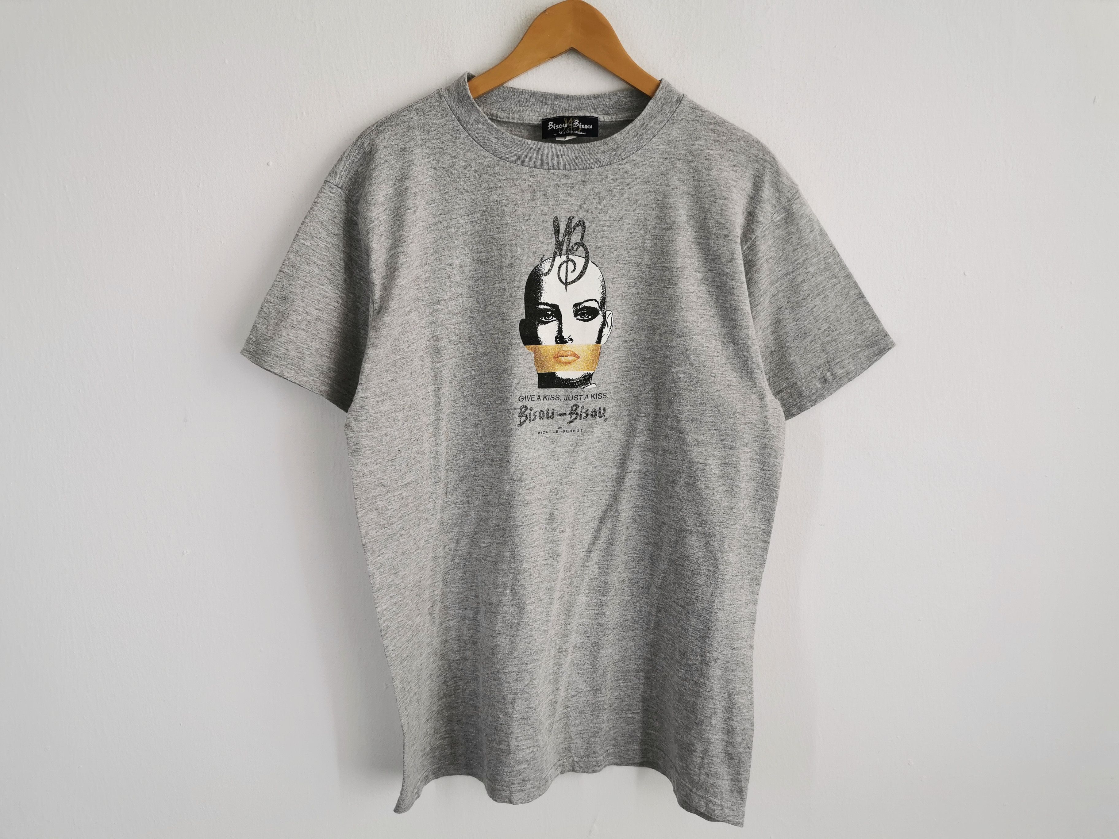 Designer Vintage 90s Bisou-Bisou by Michelle Bohbot Designer T Shirt Size US M / EU 48-50 / 2 - 2 Thumbnail