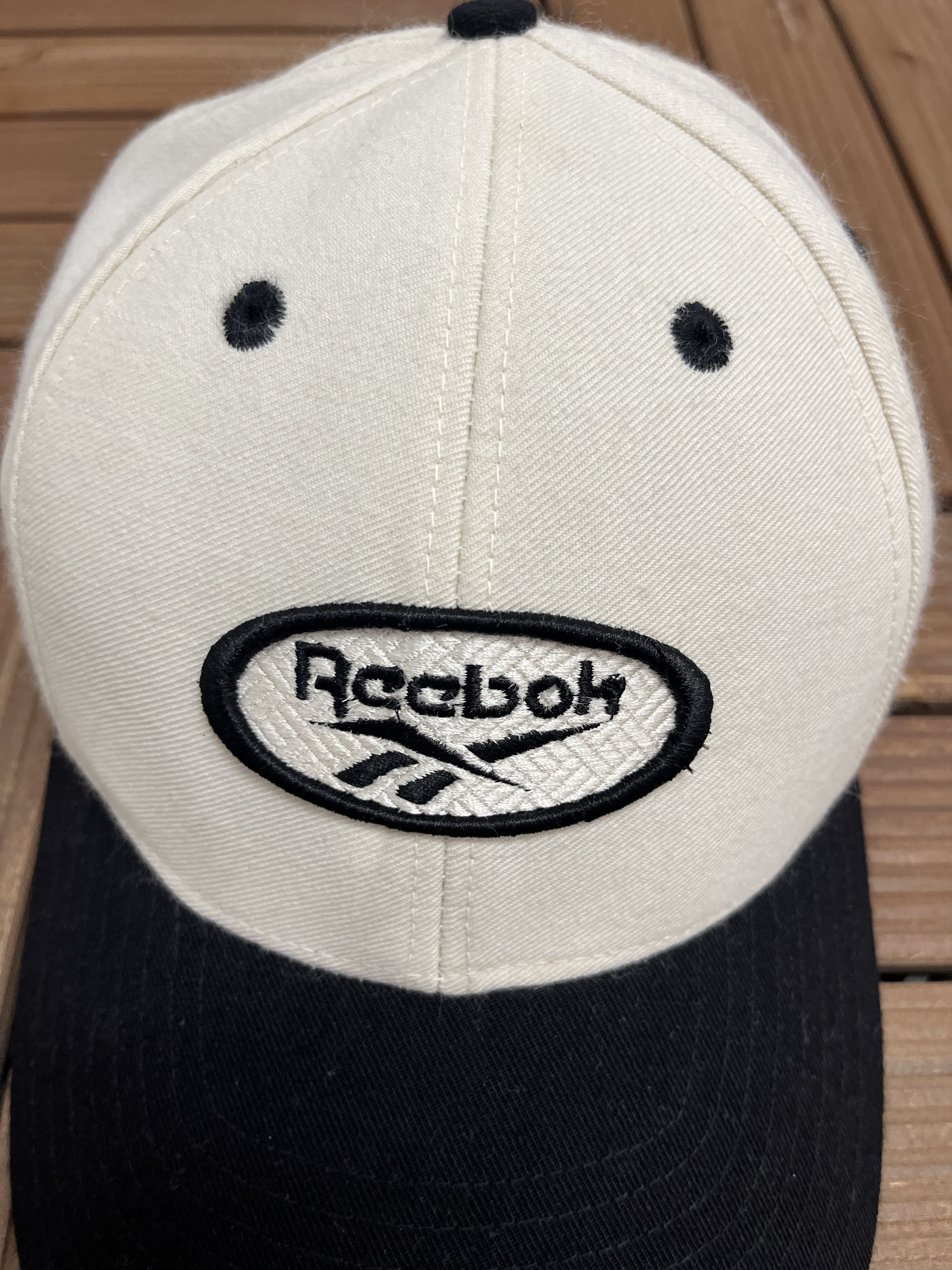 Reebok × Vintage Reebok Spell Out Vintage White Snap Back Hat Cap Size ONE SIZE - 3 Thumbnail