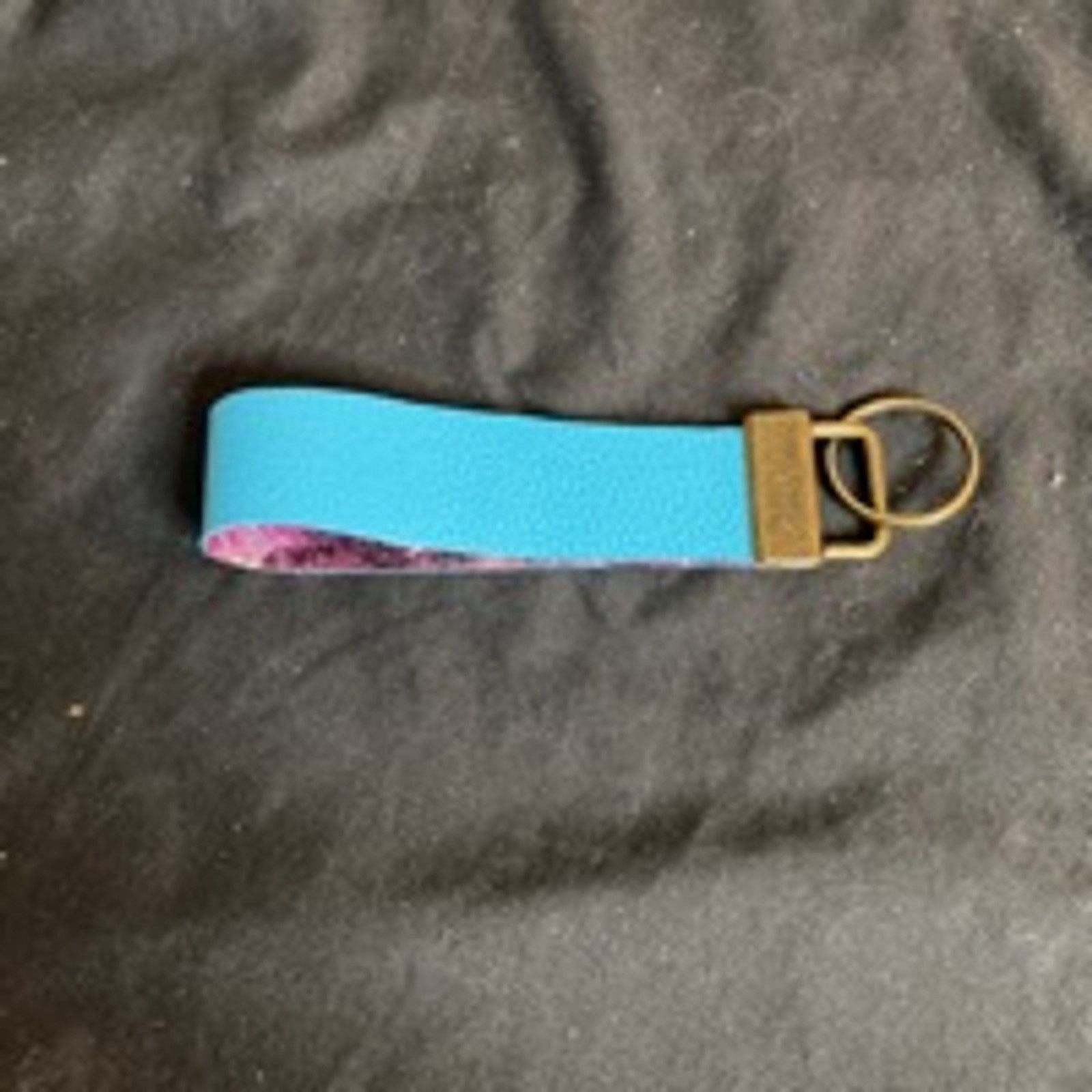 Handmade Handmade Faux Leather Keychain Teal Lightweight & Durable Size ONE SIZE - 1 Thumbnail