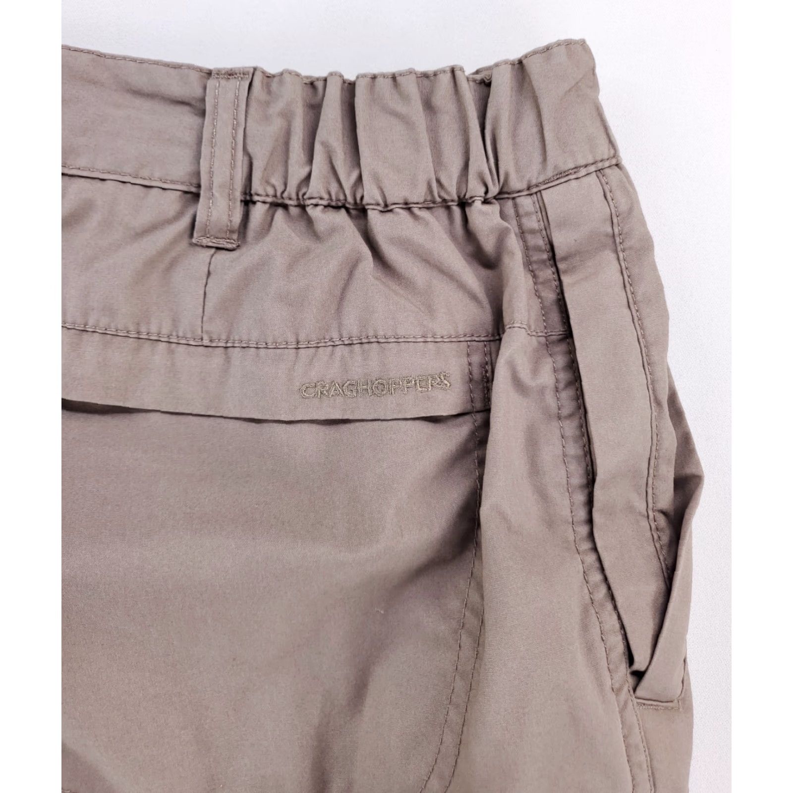 Vintage Craghoppers Cargo Pants Gray Elastic Waist Mens 36 Inseam 28 Actual 34-36 x 28 Tan Gray Mens Cargo Pants Size US 36 / EU 52 - 4 Thumbnail