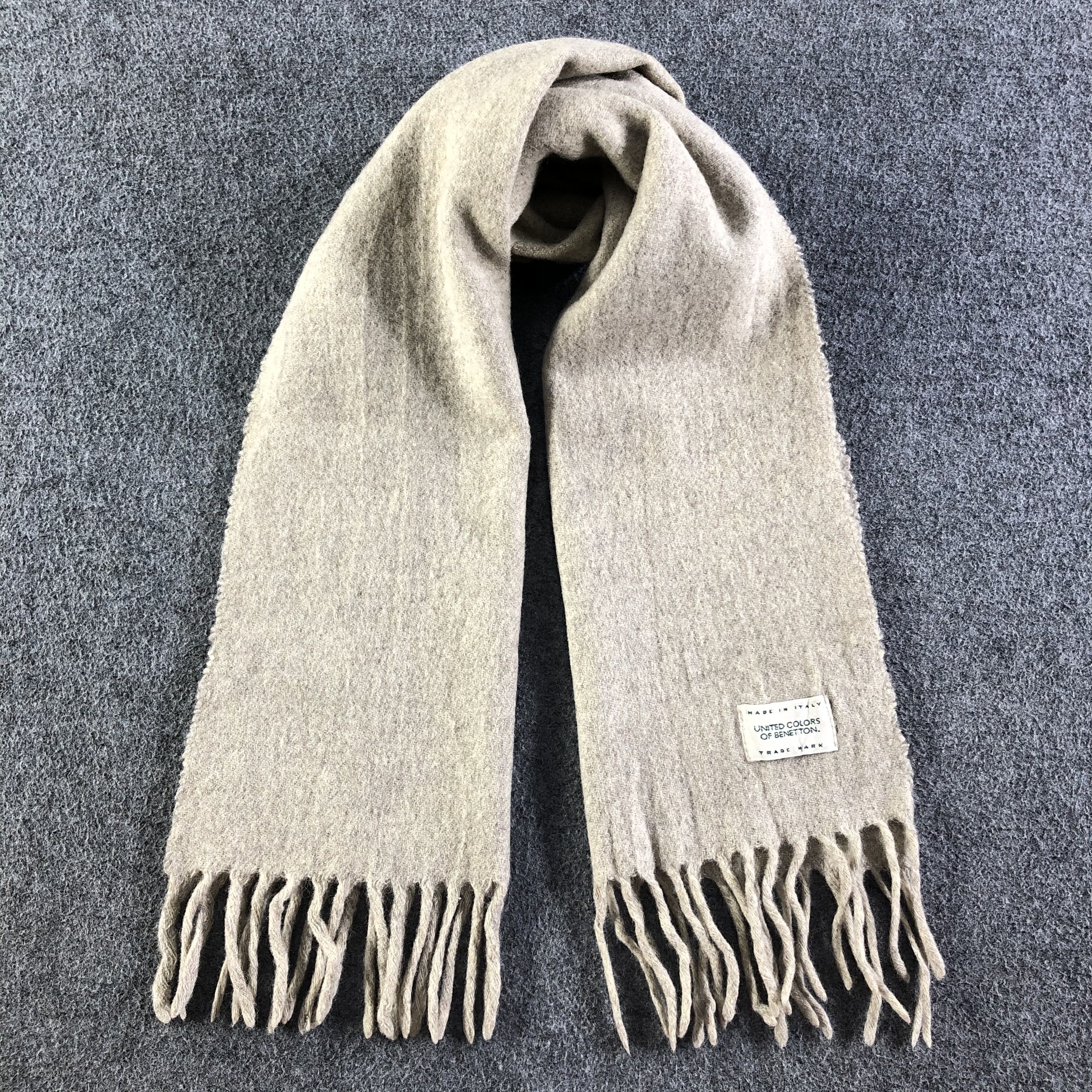 United Colors Of Benetton United Colors Of Benetton Scarf / Muffler / Neckwear Size ONE SIZE - 1 Thumbnail