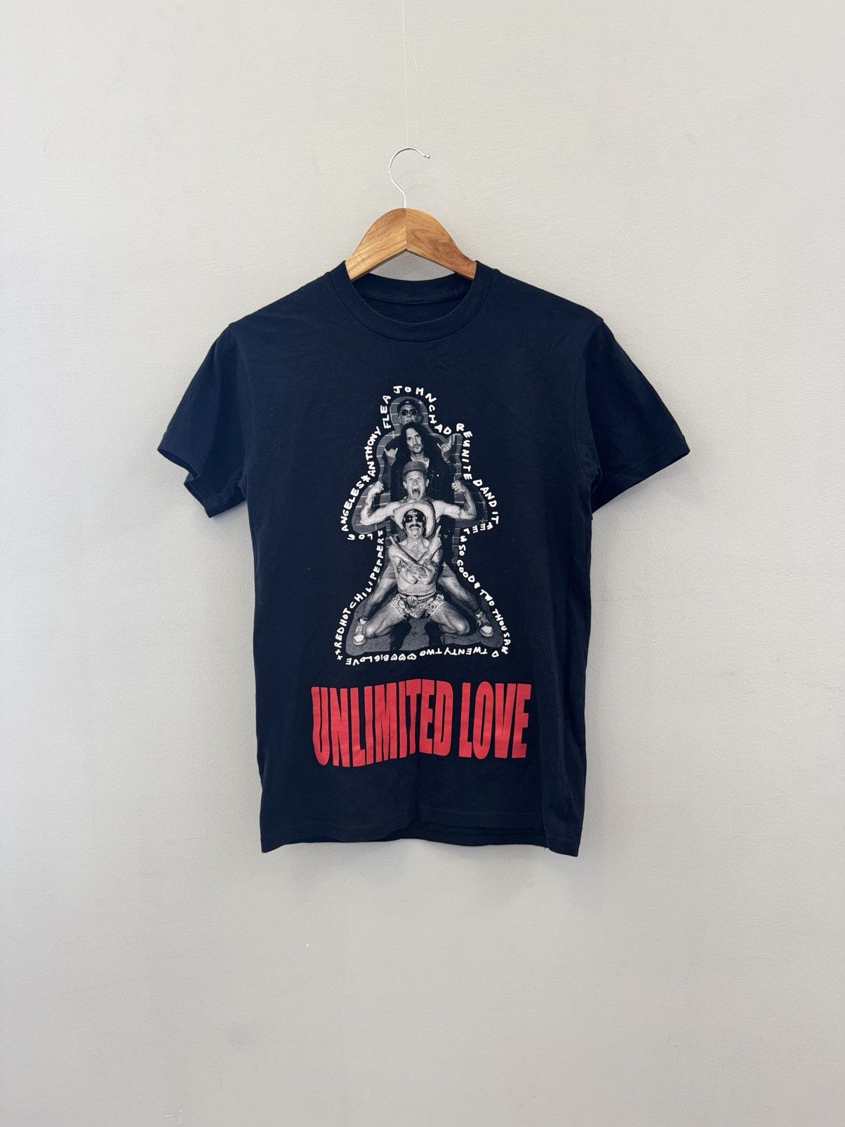 RED HOT CHILI PEPPERS UNLIMITED Tシャツ s-l400.jpg