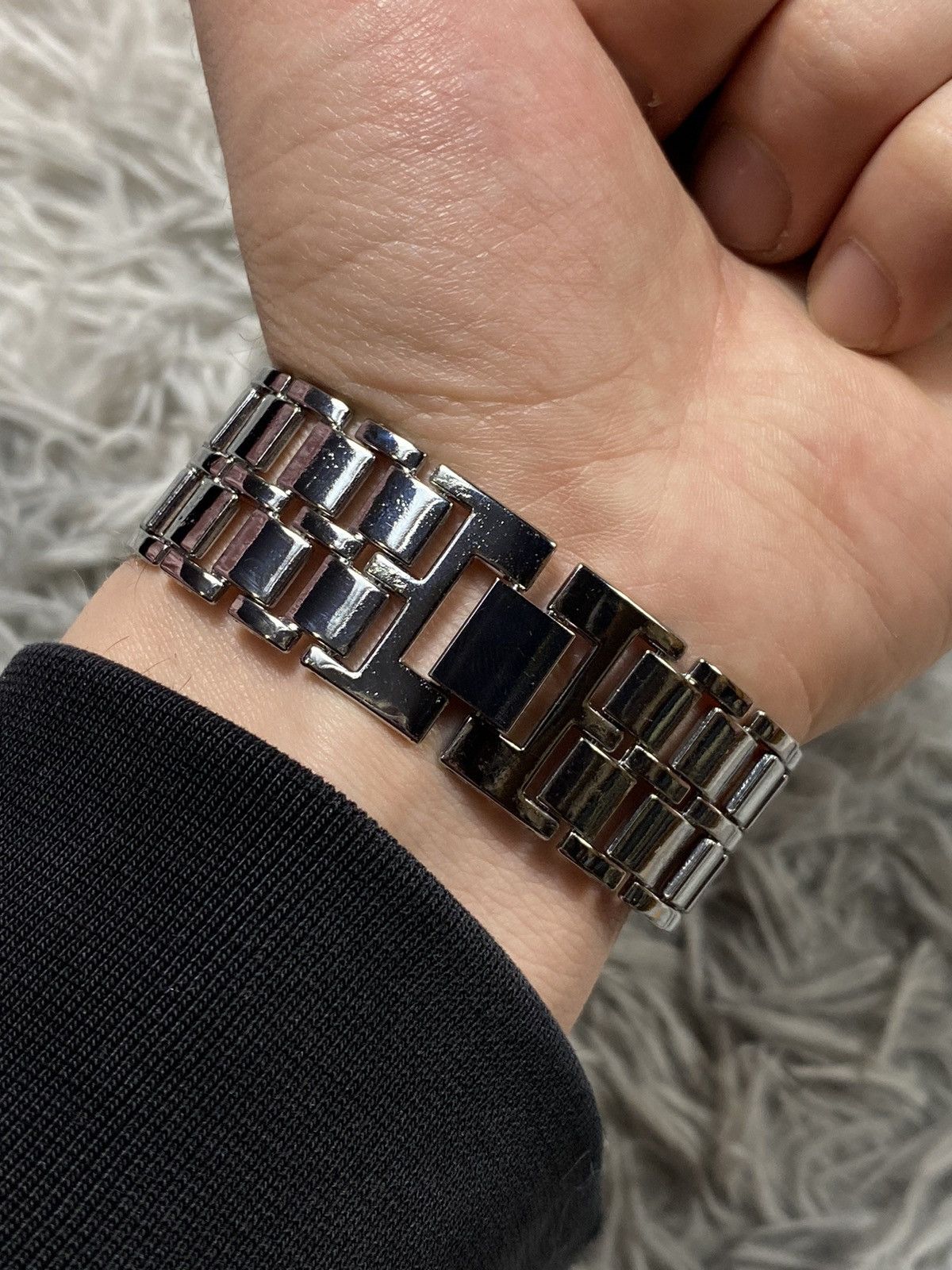 Jewelry Futuristic LED Bracelet Watch - Japanese Brand Size ONE SIZE - 10 Thumbnail