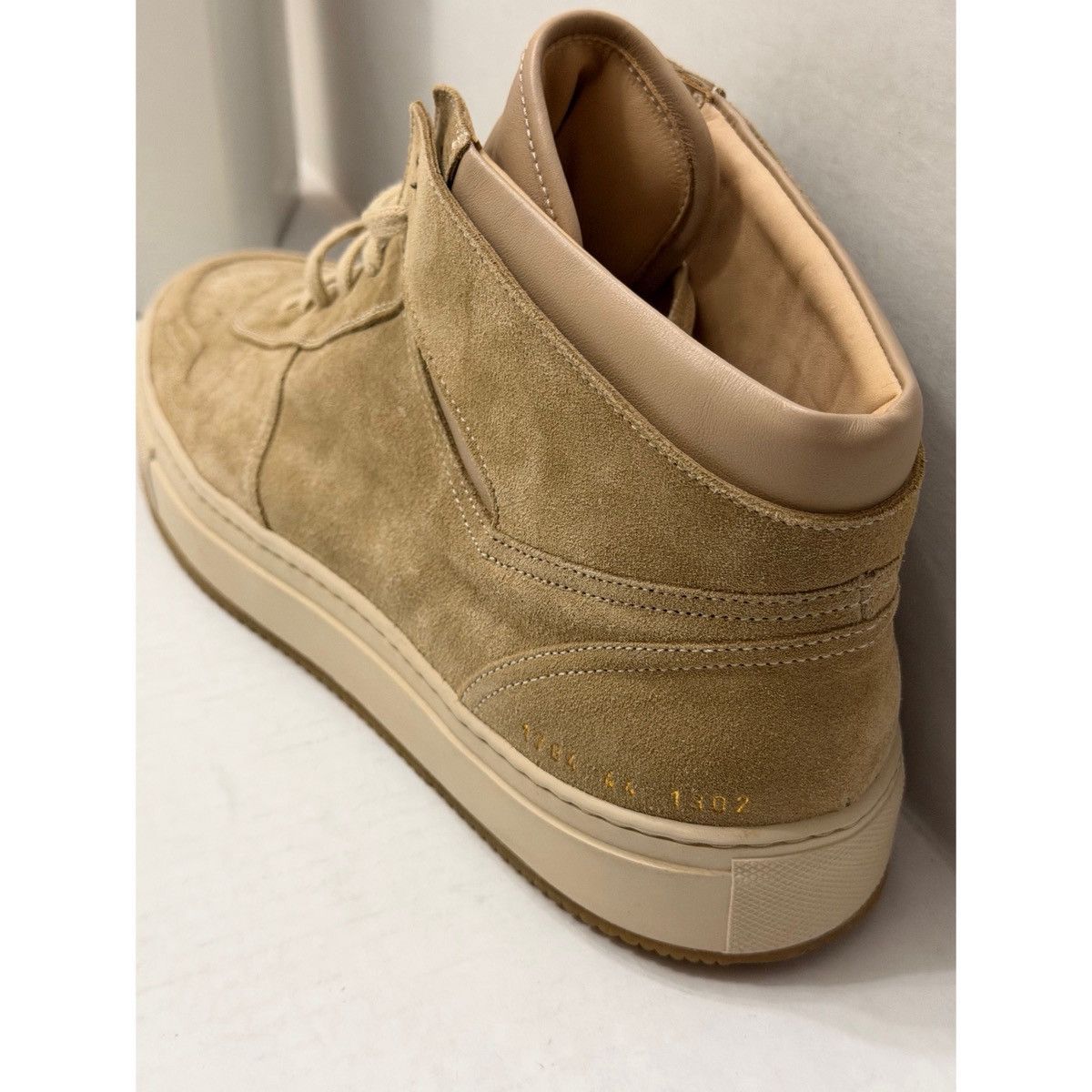 Common Projects COMMON PROJECTS TAN BBALL HIGH SUEDE SNEAKERS Size US 10 / EU 43 - 7 Thumbnail