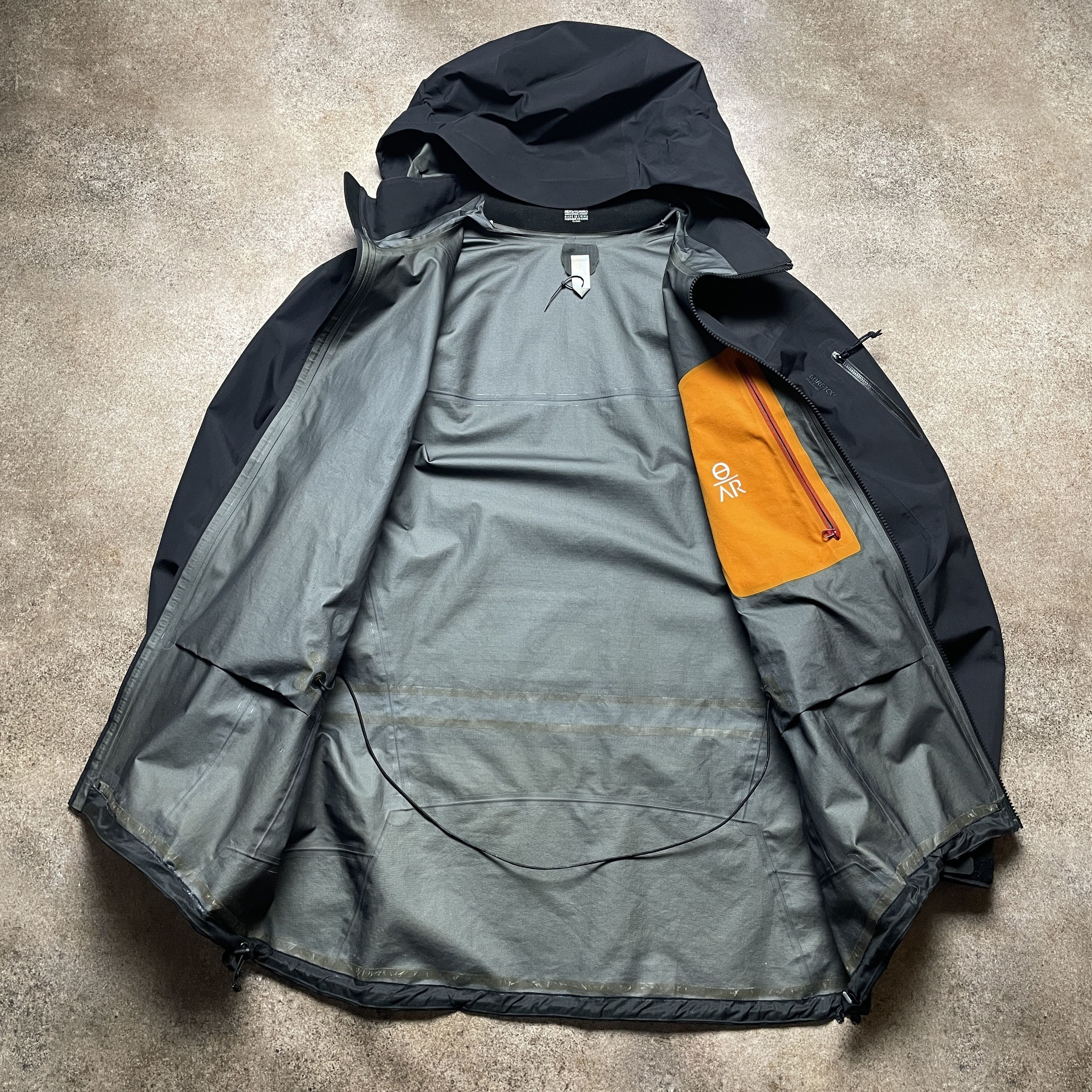Arc'teryx 🦎 Arc’teryx Gore-tex Pro Shell Theta AR Black Jacket Size US XL / EU 56 / 4 - 6 Thumbnail