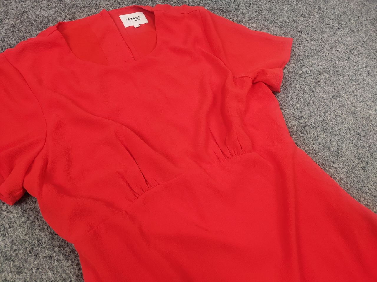 Sezane Sezane Midi dress Red with a cutout back short-sleeved Size M / US 6-8 / IT 42-44 - 4 Thumbnail