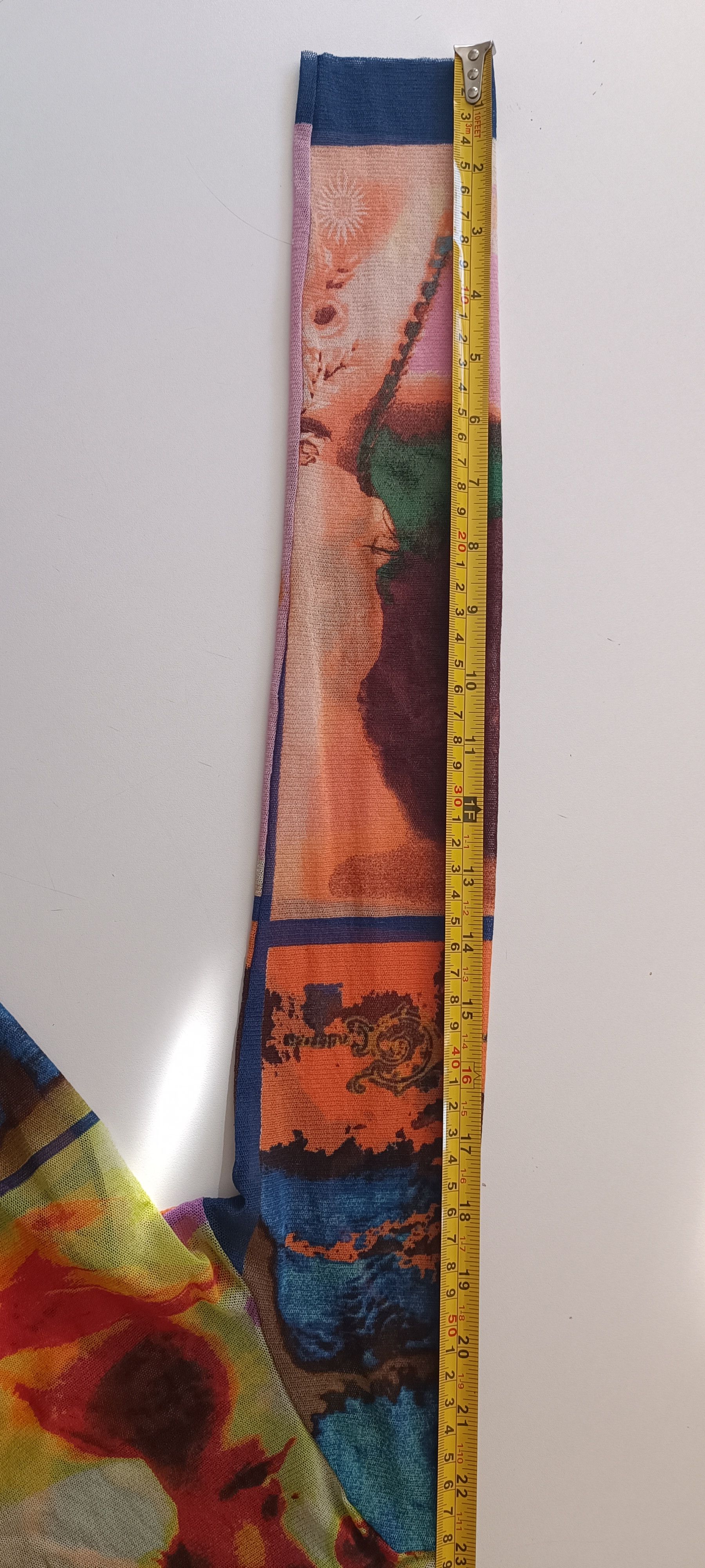 Top - Iconic print on women's frames 1920's