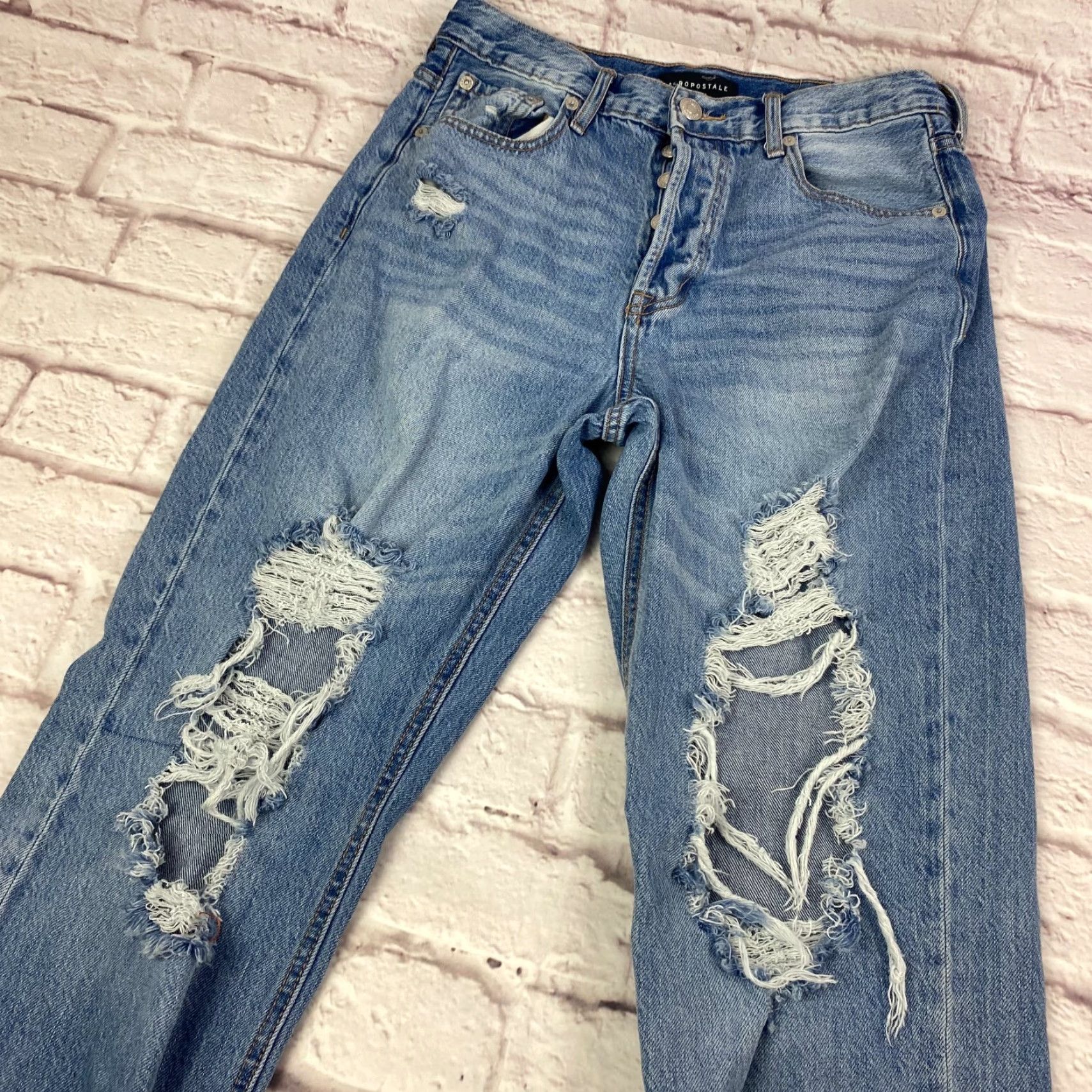 Vintage VINTAGE Aeropostale 90s Baggy High Rise Womens Jeans Distressed 10 Button Fly Blues Blue 90s Baggy Womens Jeans Size 10 Distressed Button Fly Size 32" / US 10 / IT 46 - 2 Thumbnail