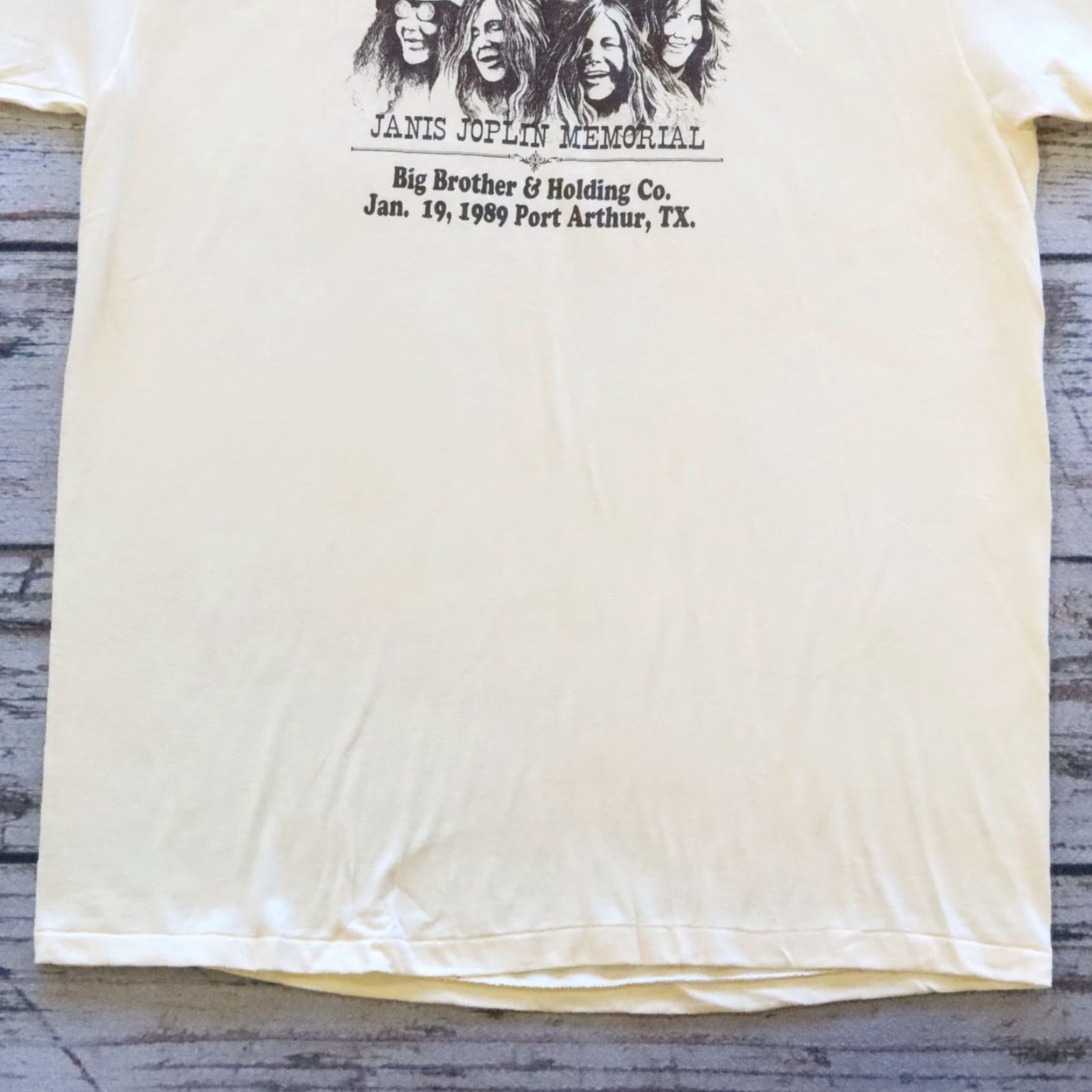 Hanes VINTAGE Janis Joplin Memorial Tee Tshirt XL Hanes Men Brown T-Shirt 1960s 70s Concert Gift Girls Mens Size US XL / EU 56 / 4 - 3 Thumbnail
