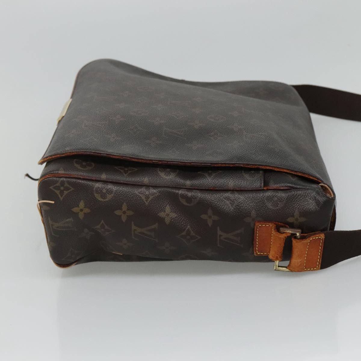 Louis Vuitton LOUIS VUITTON Monogram Abbesses Shoulder Bag M45257 Size ONE SIZE - 4 Thumbnail