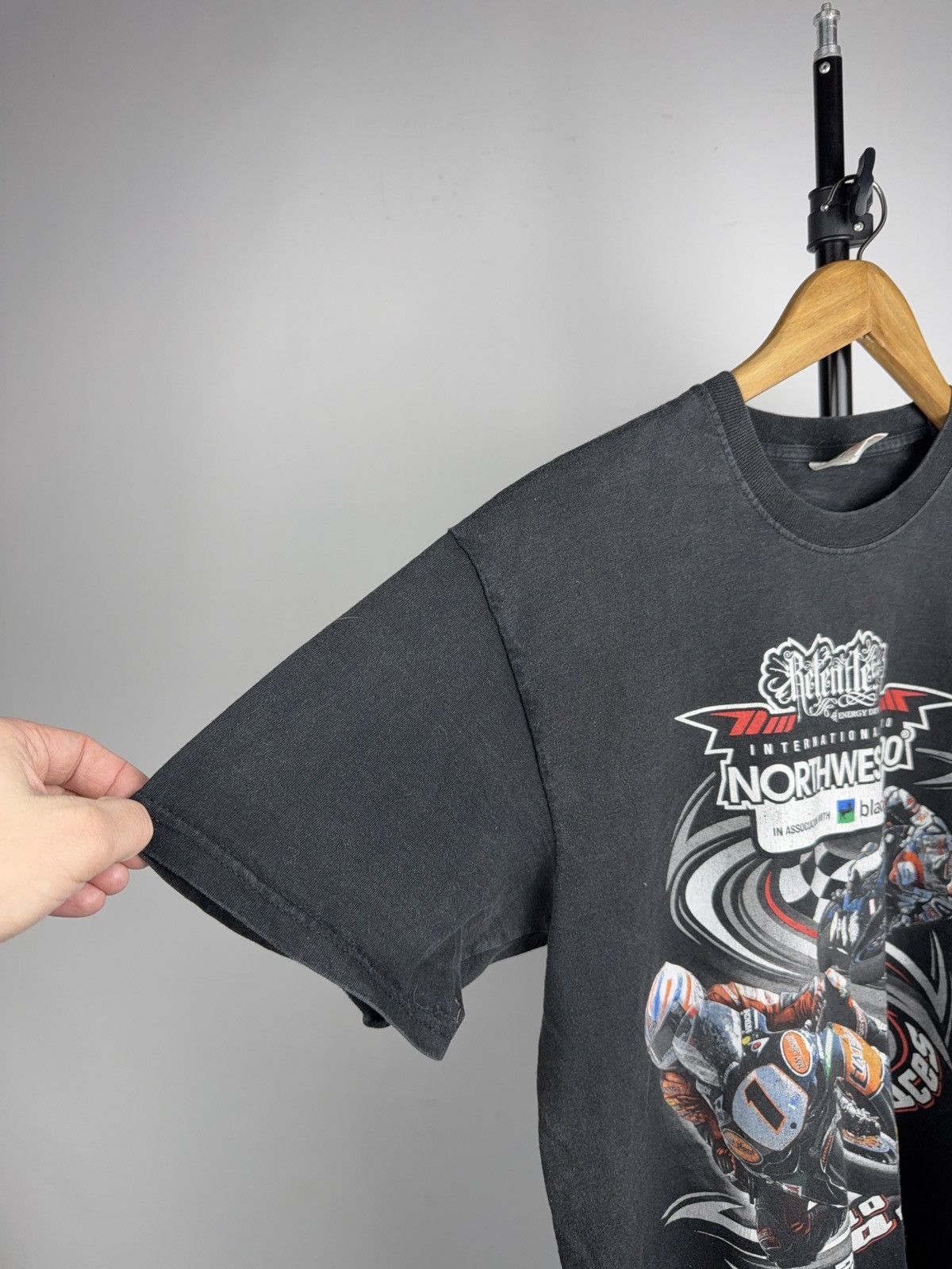 Vintage 00s Northwest 200 2010 Road Racing Moto T-Shirt Relentless Size US M / EU 48-50 / 2 - 5 Thumbnail