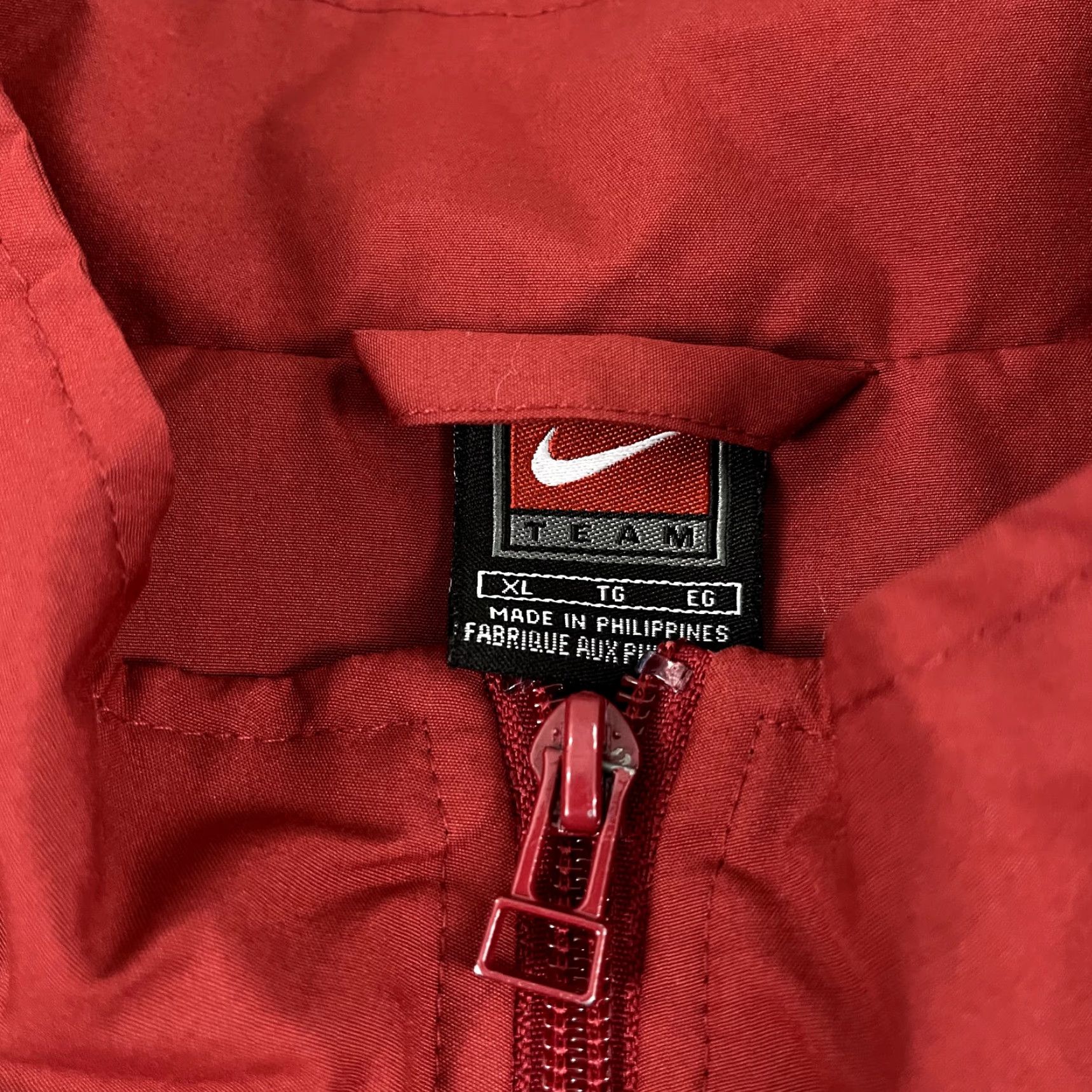 Nike VINTAGE Nike University Jacket Mens XL Crimson Ride Red Team Retro Zip Size US XL / EU 56 / 4 - 4 Thumbnail