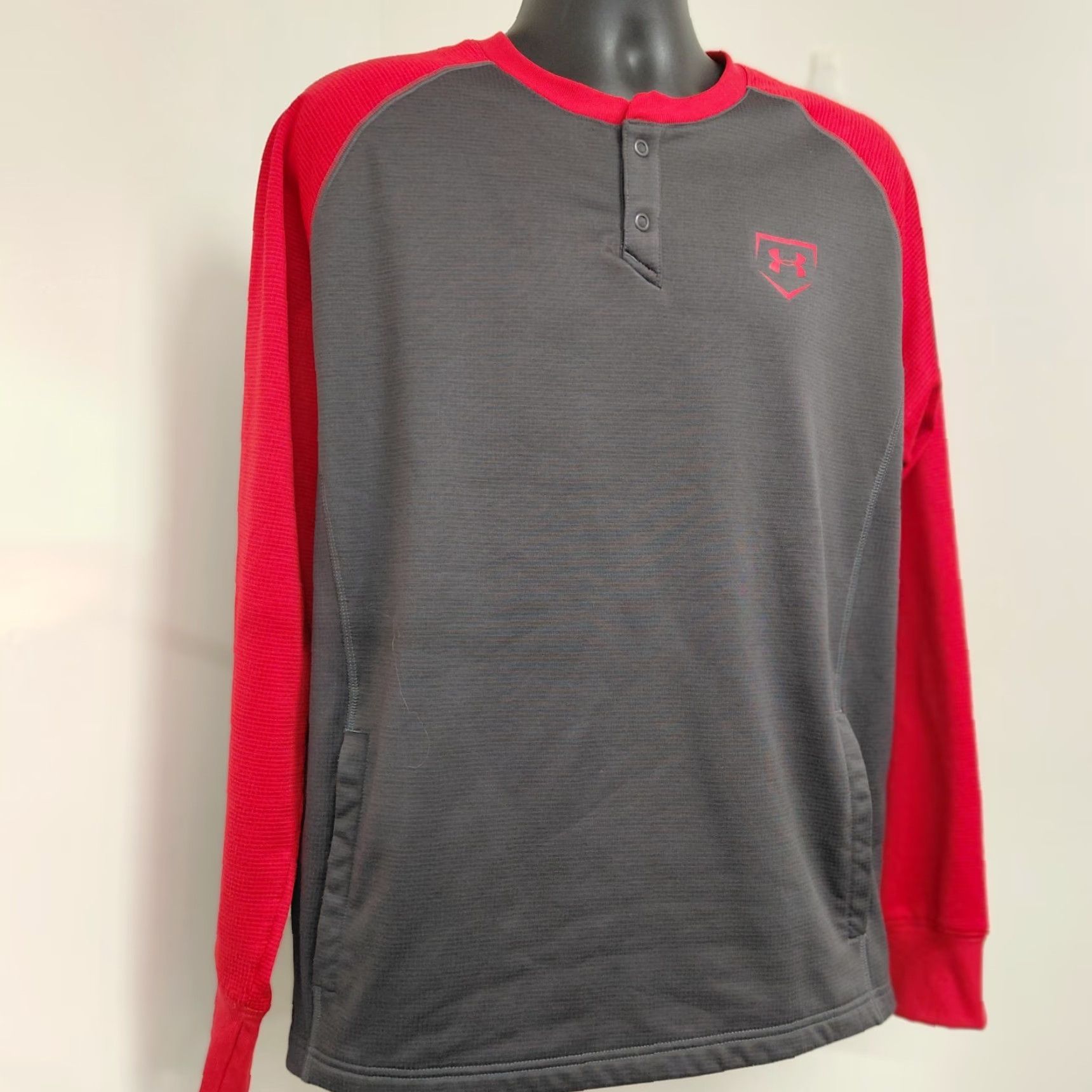 Under Armour UNDER ARMOUR Baseball Shirt Mens Large Long Sleeve Henley Carbon/Red Training Activewear Shirt Mens L Carbon Heather Red Size US L / EU 52-54 / 3 - 3 Thumbnail