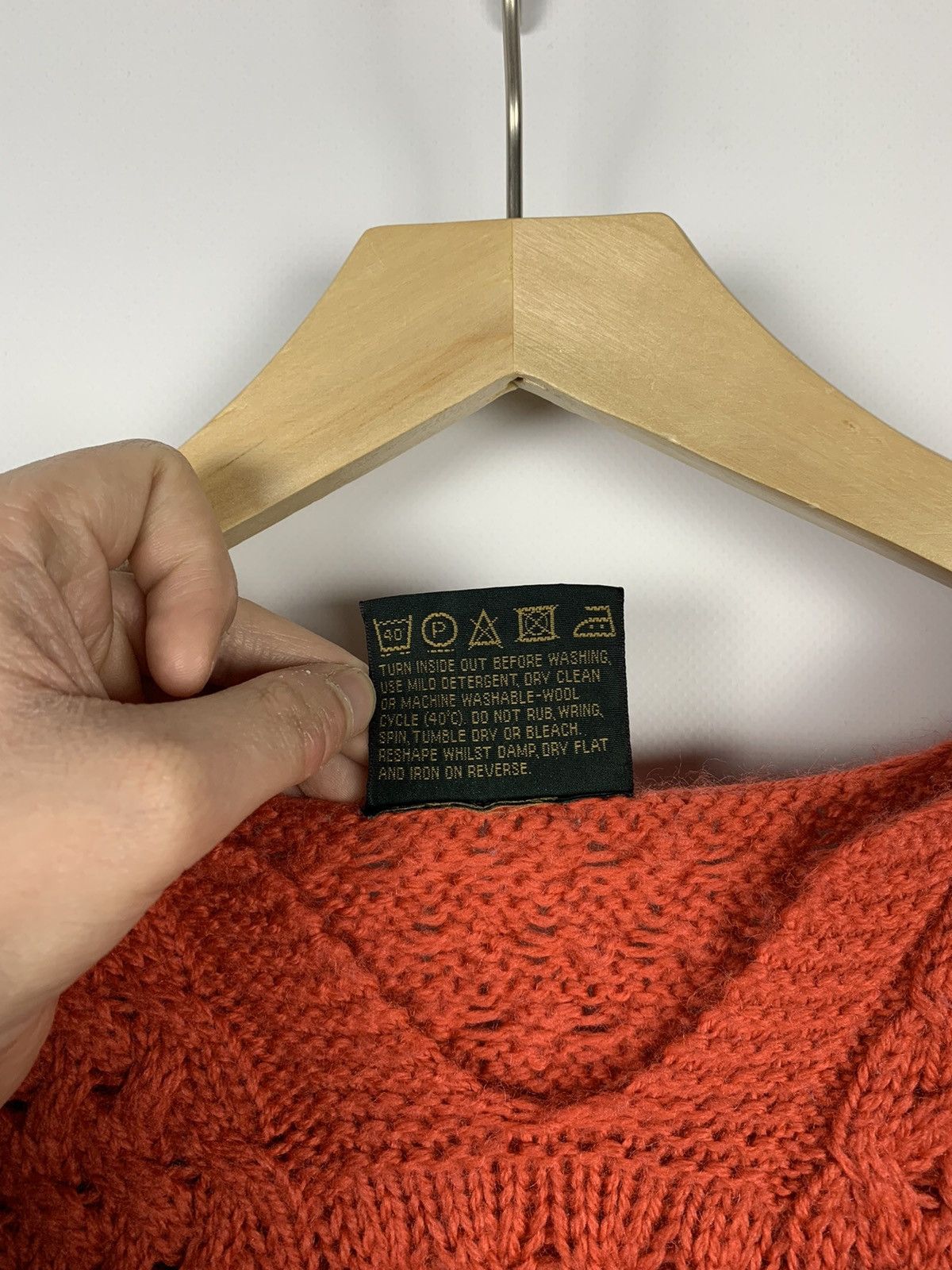 Aran Isles Knitwear Vintage Carraig Donn Cable Knit Wool Sweater Fisherman Sz L Size US L / EU 52-54 / 3 - 9 Thumbnail